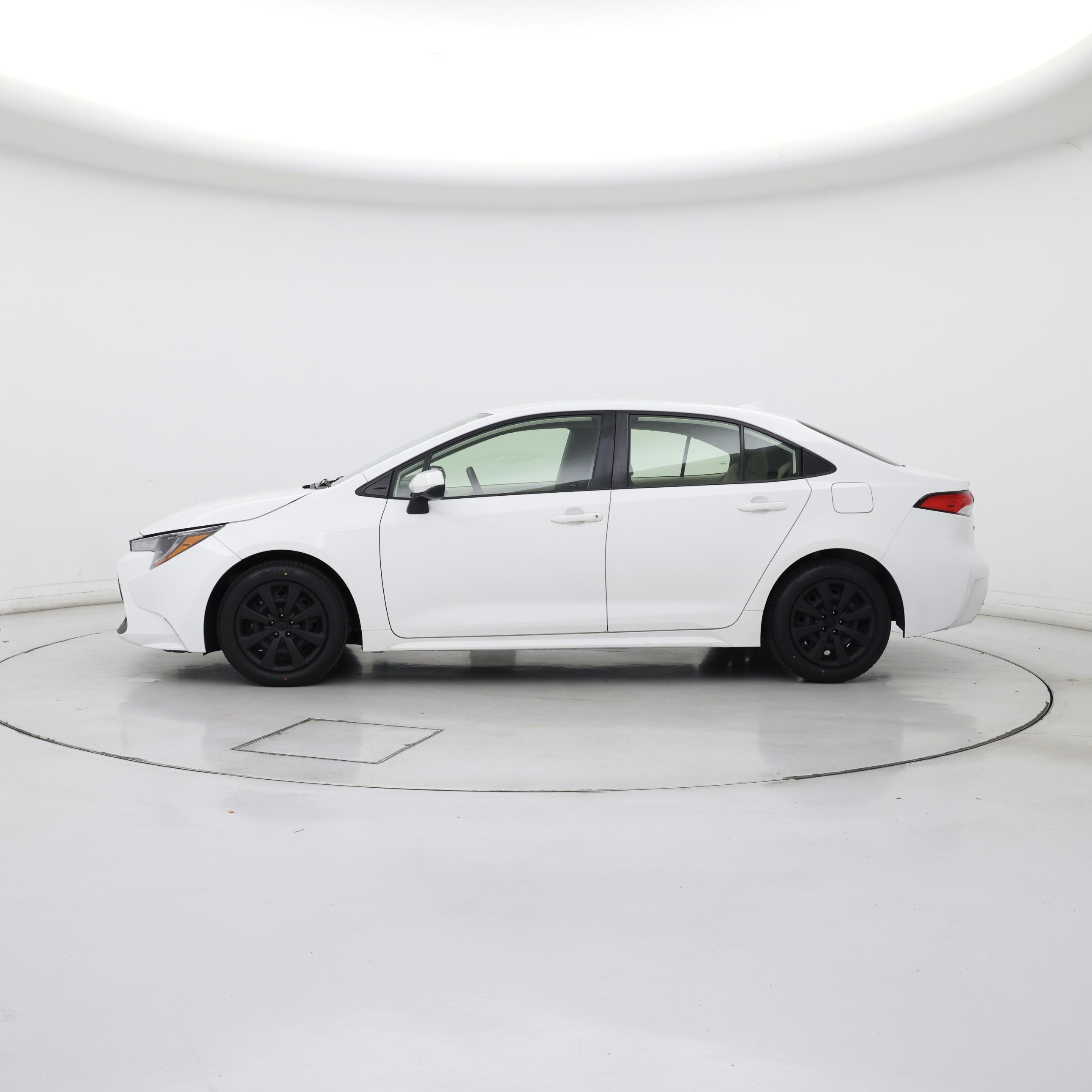 Thumbnail: 2022 Toyota Corolla - 3