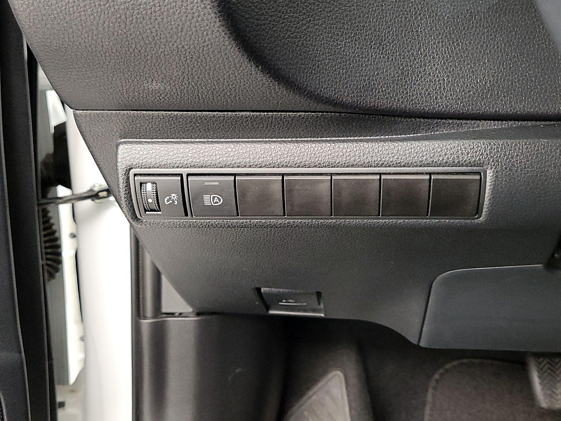 Thumbnail: 2024 Toyota Corolla - 13