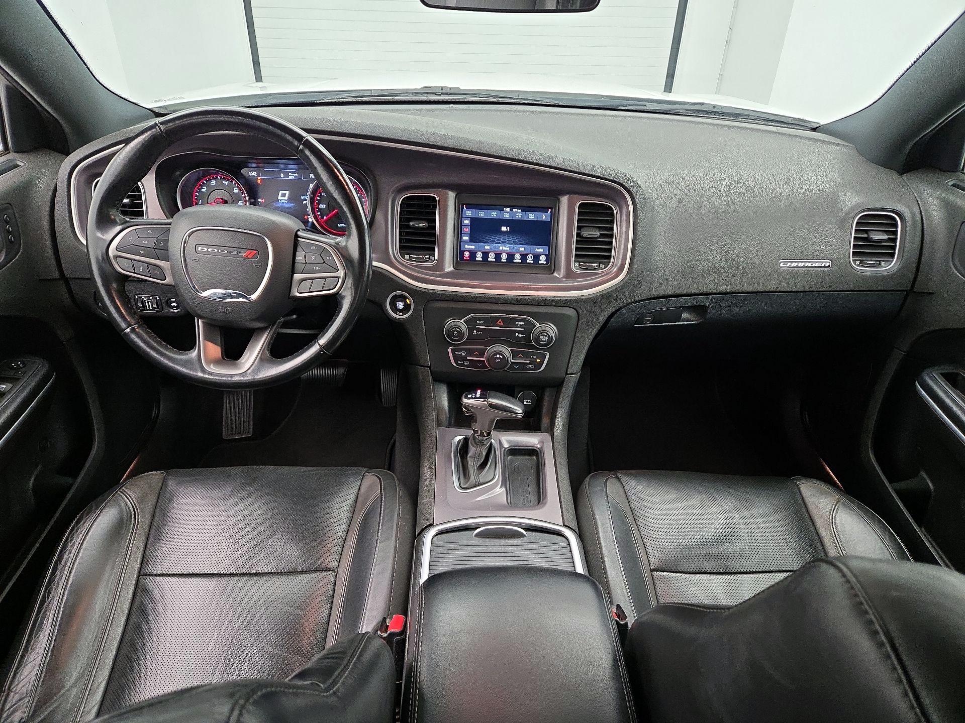 Thumbnail: 2022 Dodge Charger - 9