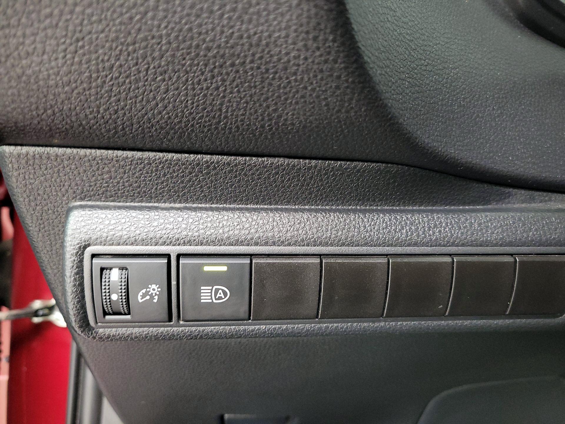 Thumbnail: 2024 Toyota Corolla - 13