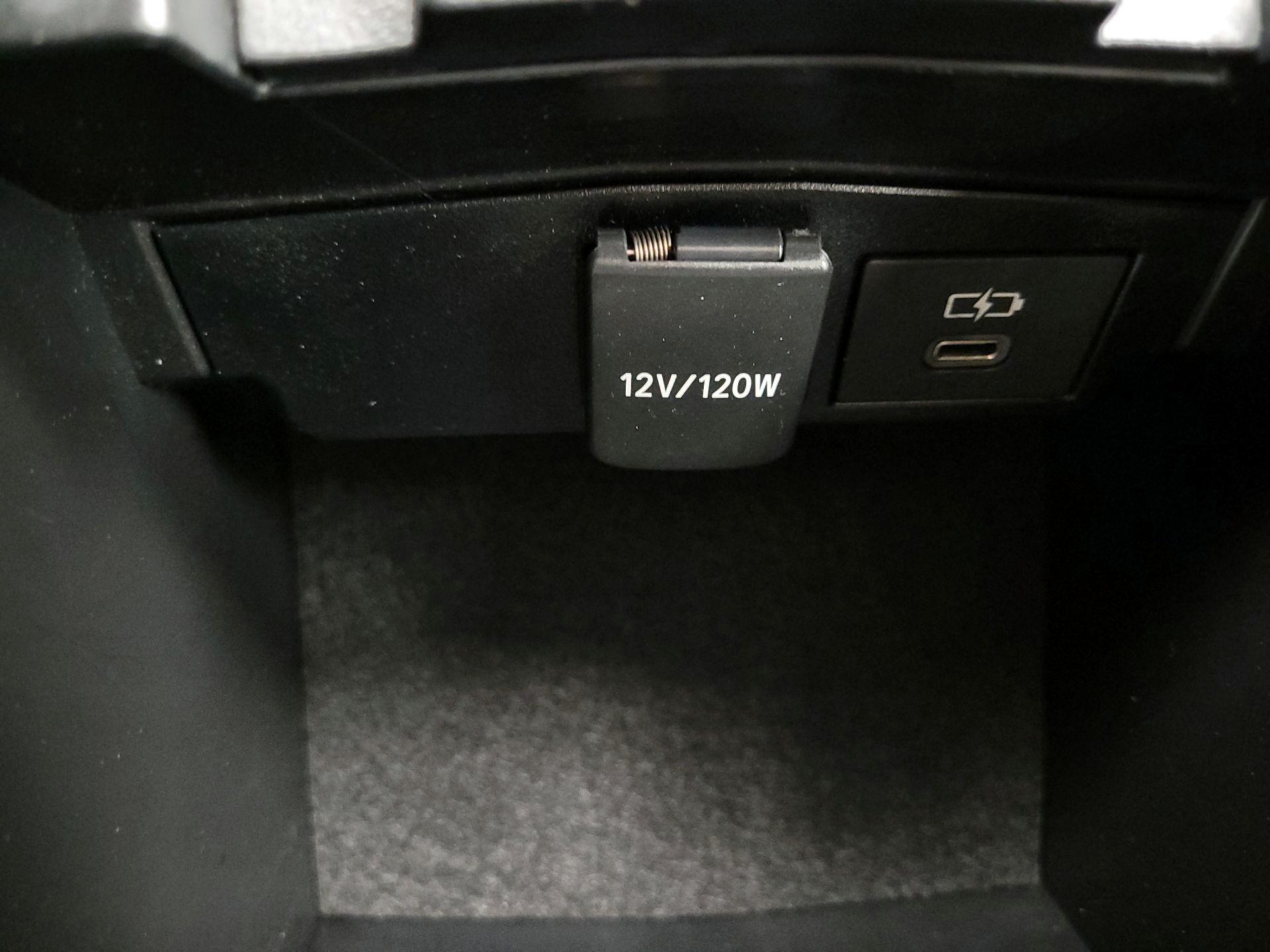 Thumbnail: 2024 Toyota Corolla - 18