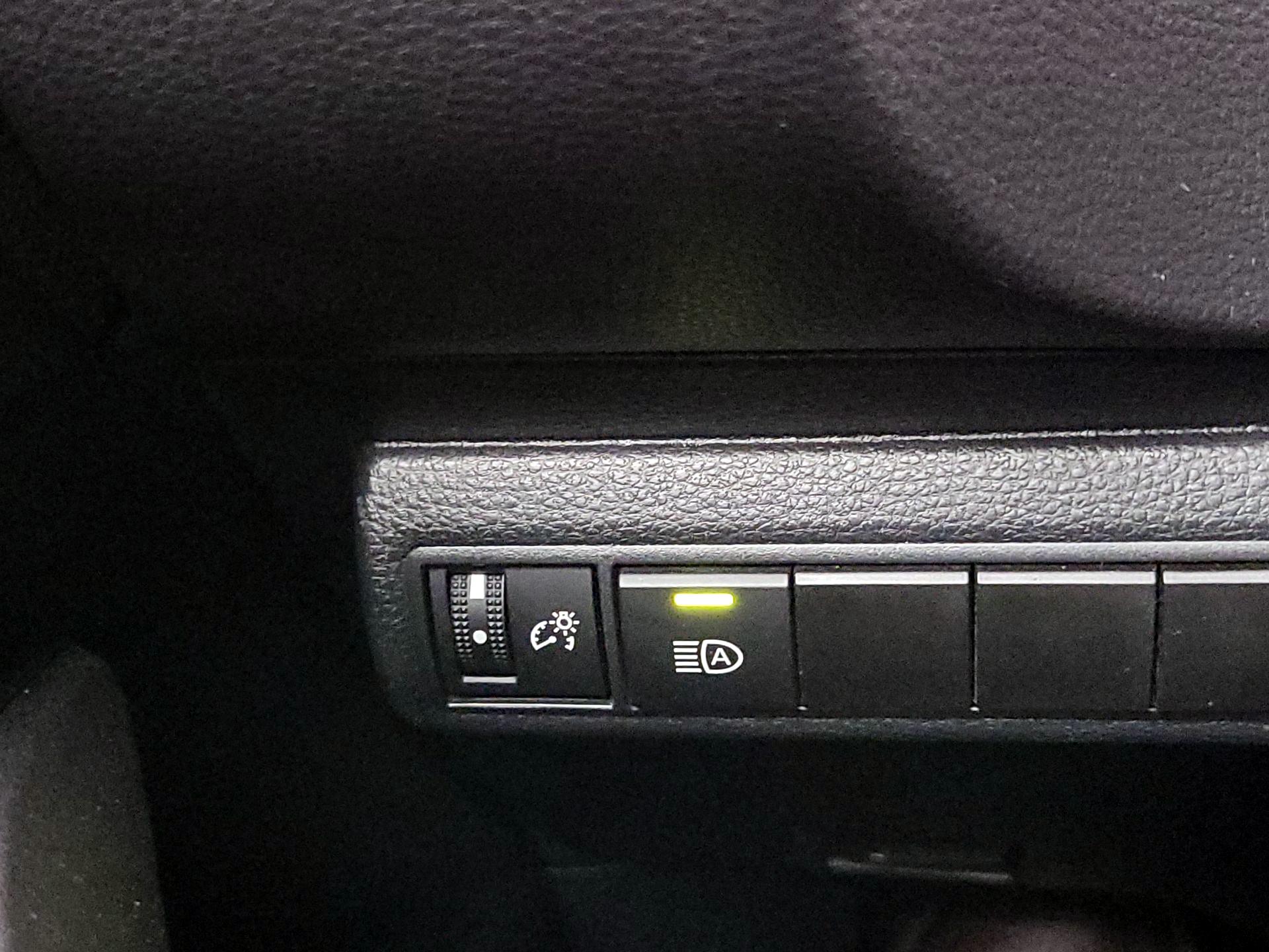 Thumbnail: 2024 Toyota Corolla - 13