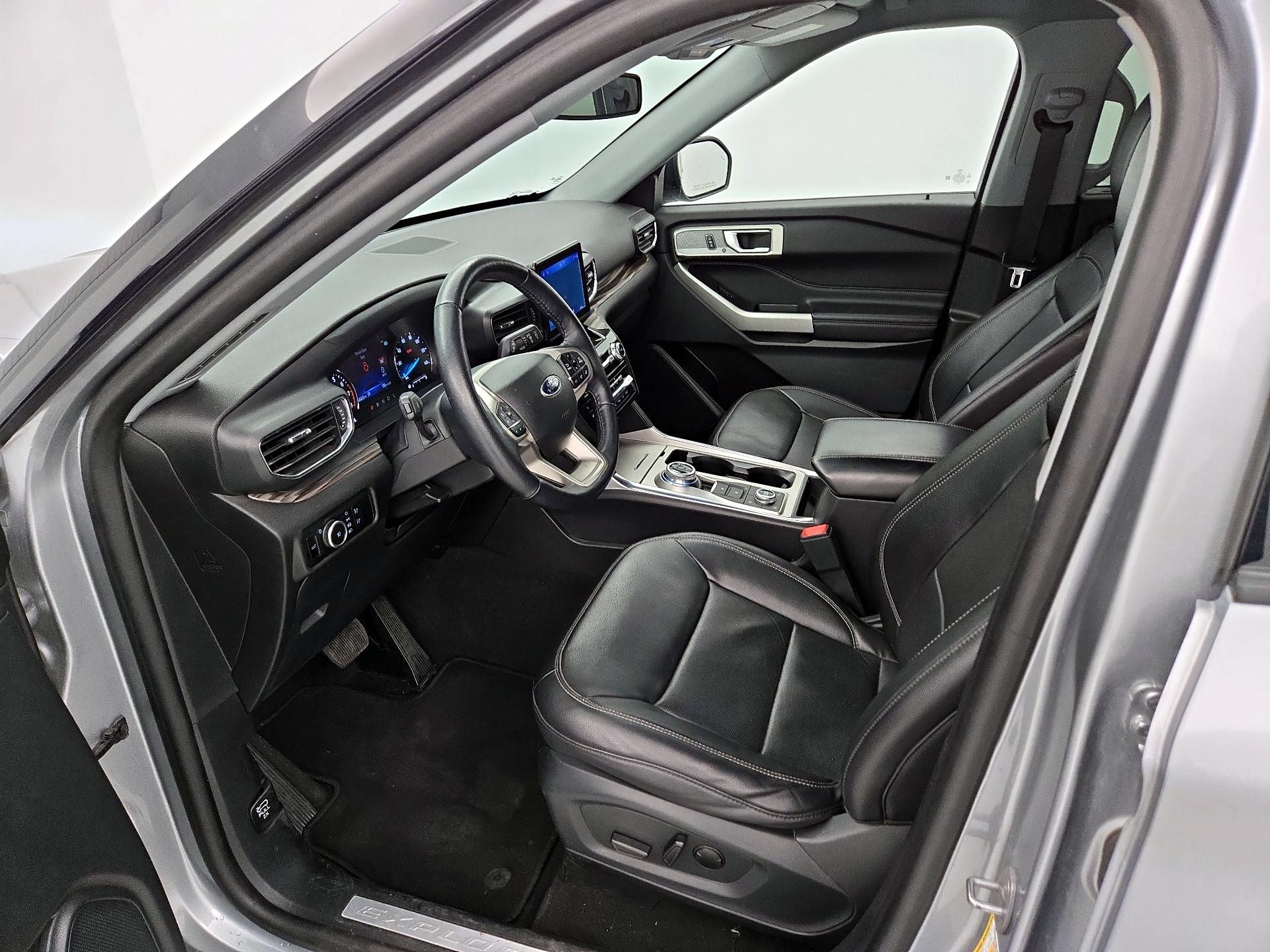 Thumbnail: 2023 Ford Explorer - 11