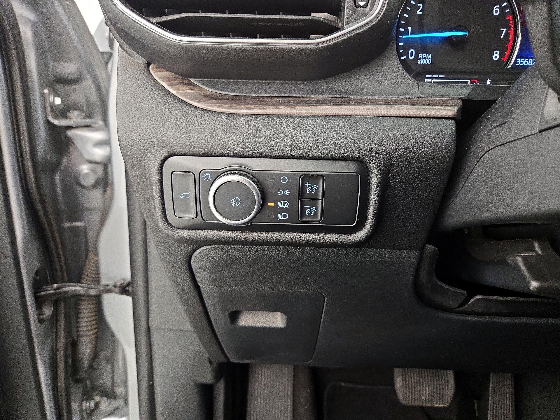 Thumbnail: 2023 Ford Explorer - 13