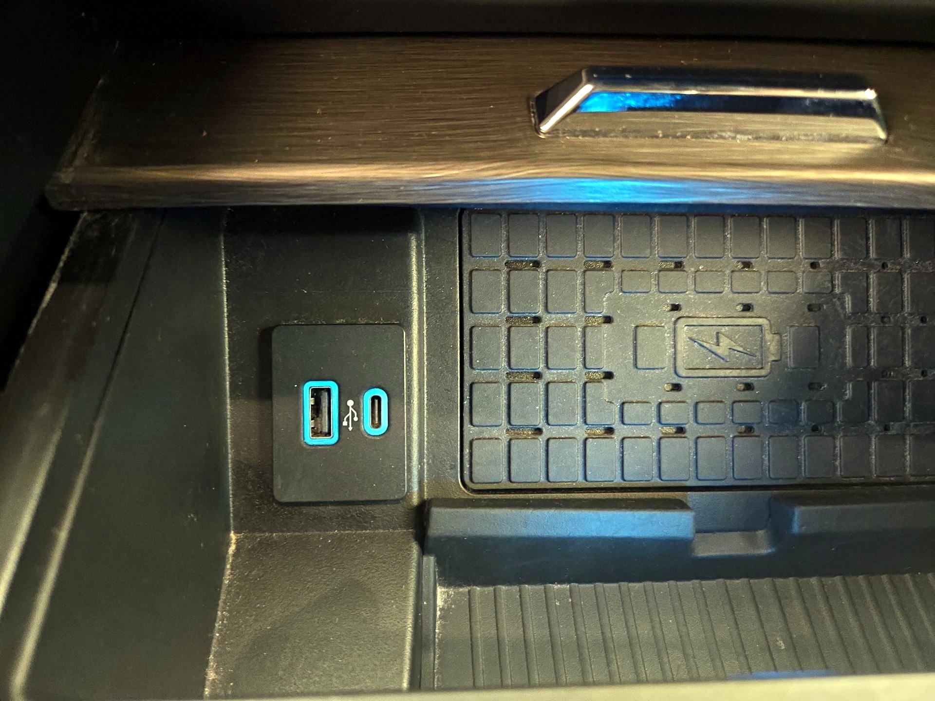 Thumbnail: 2024 Ford Expedition MAX - 19