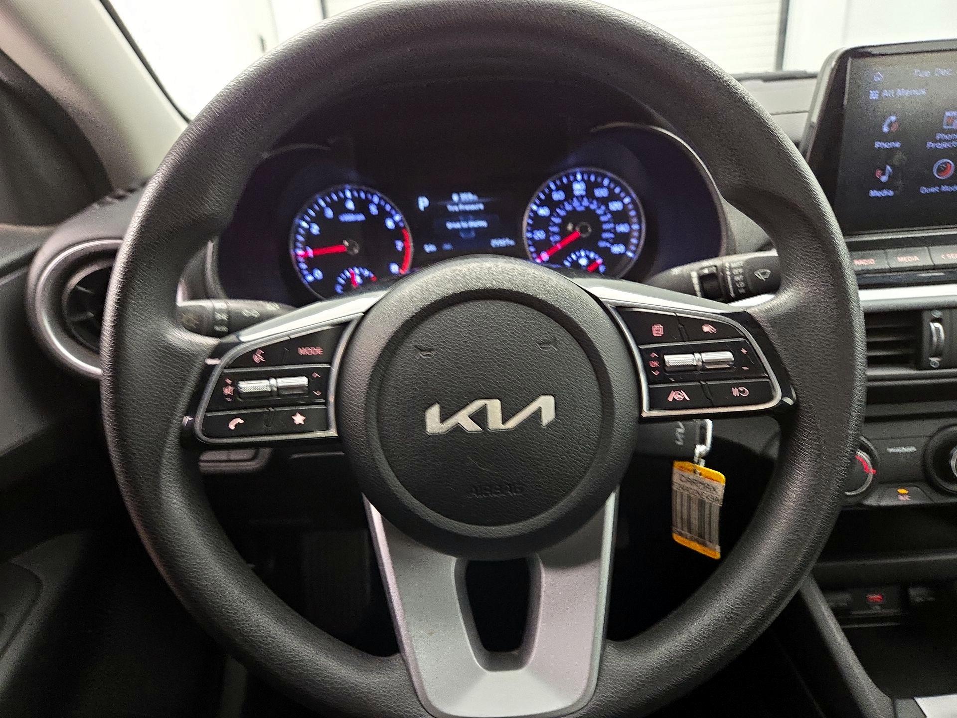 Thumbnail: 2022 Kia Forte - 10