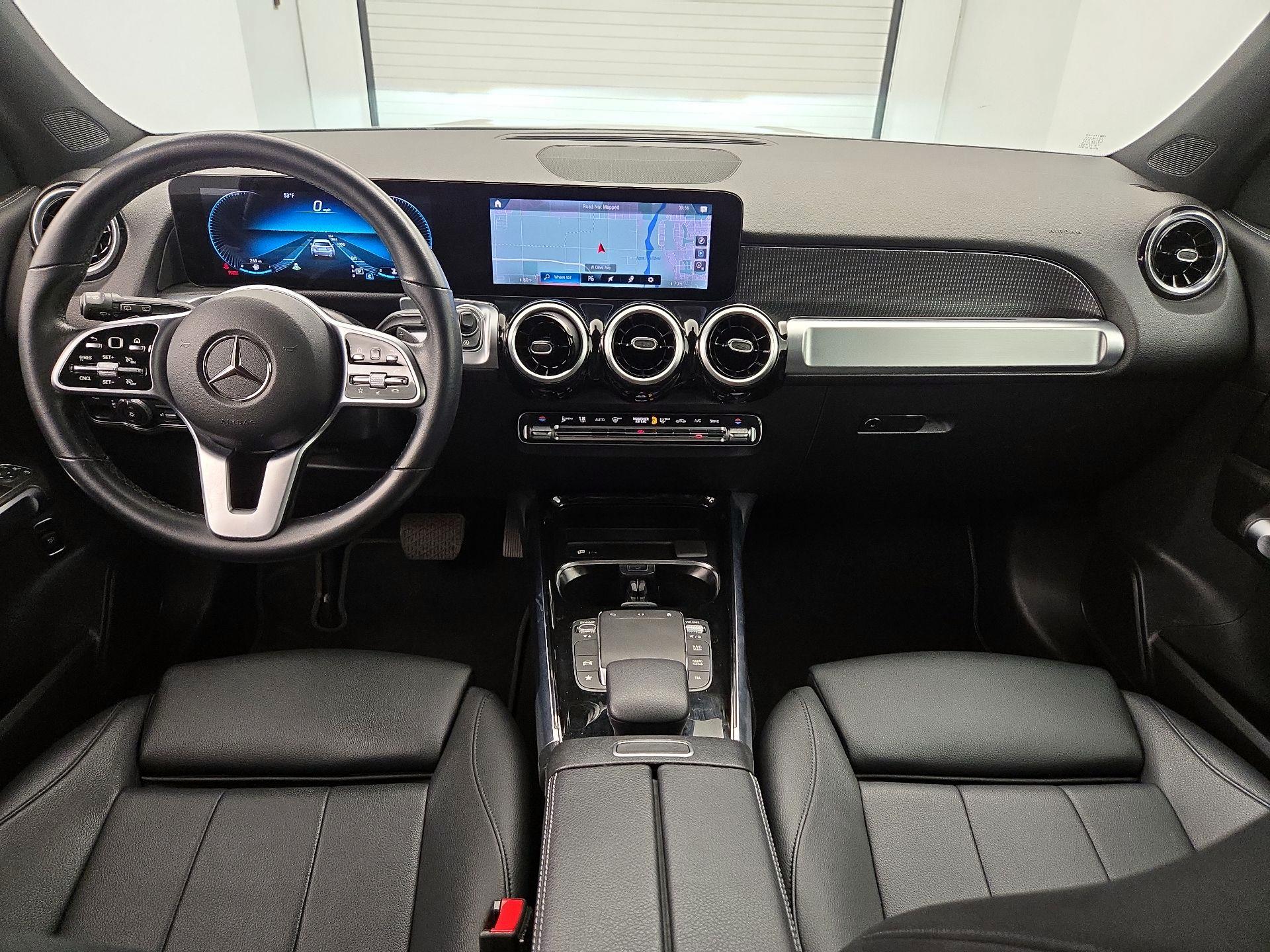 Thumbnail: 2022 Mercedes-Benz GLB - 9