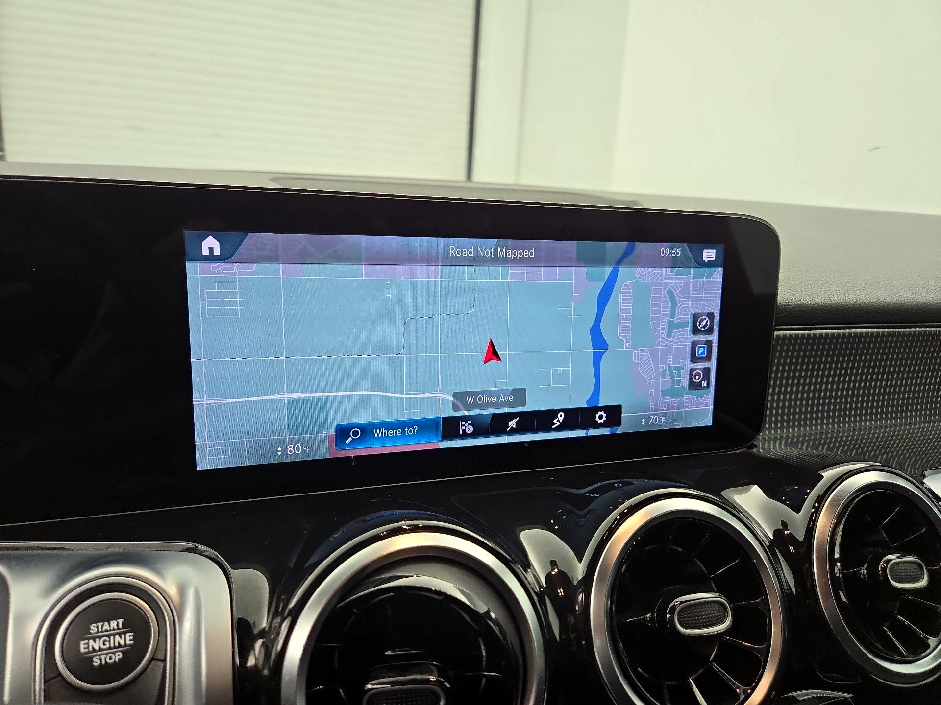 Thumbnail: 2022 Mercedes-Benz GLB - 14