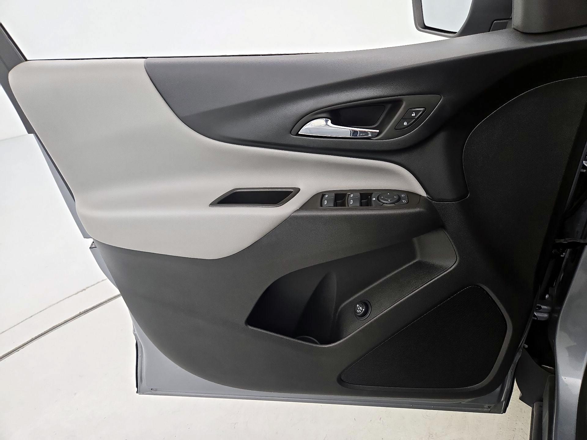 Thumbnail: 2023 Chevrolet Equinox - 12