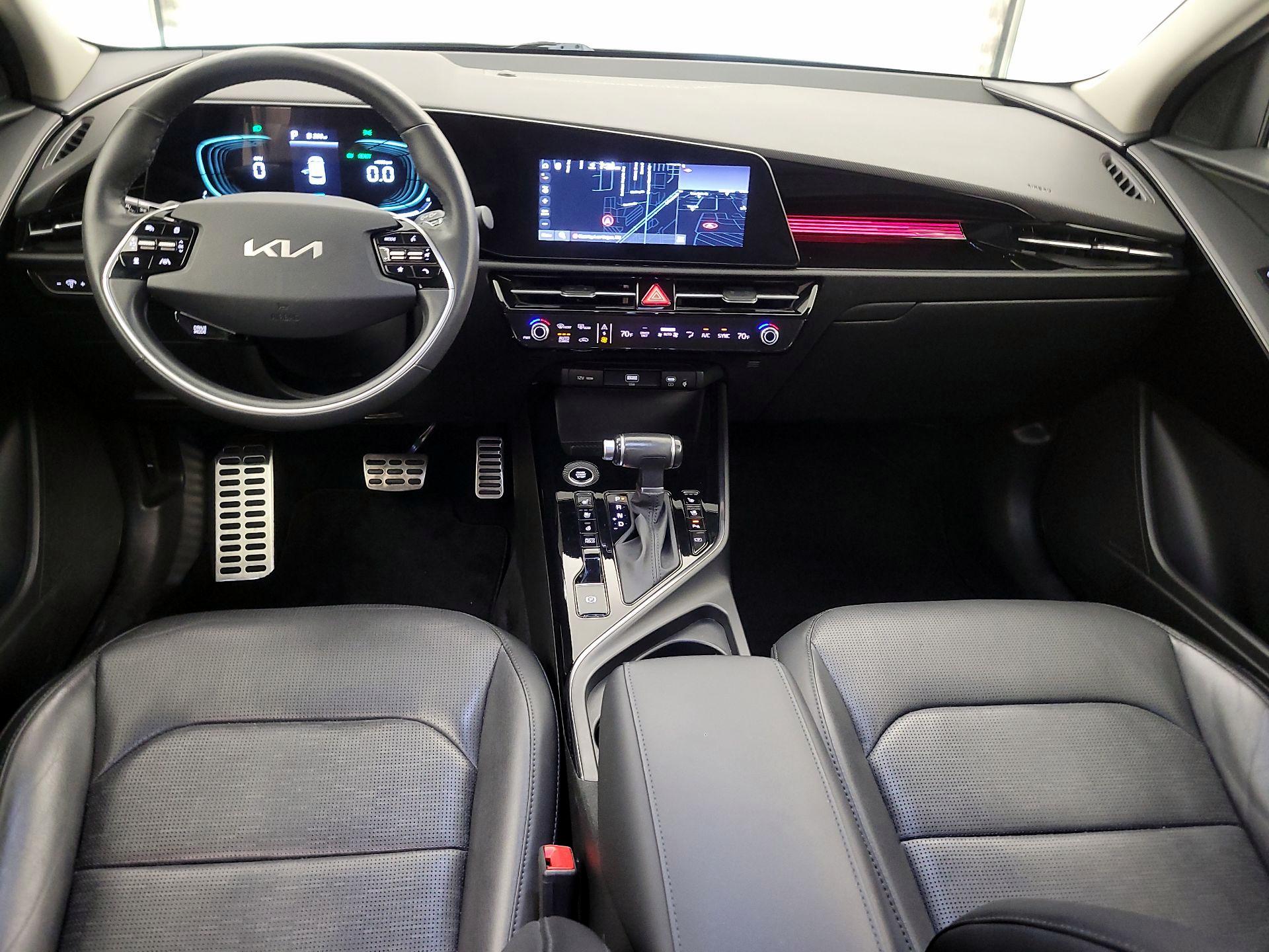 Thumbnail: 2023 Kia Niro - 9