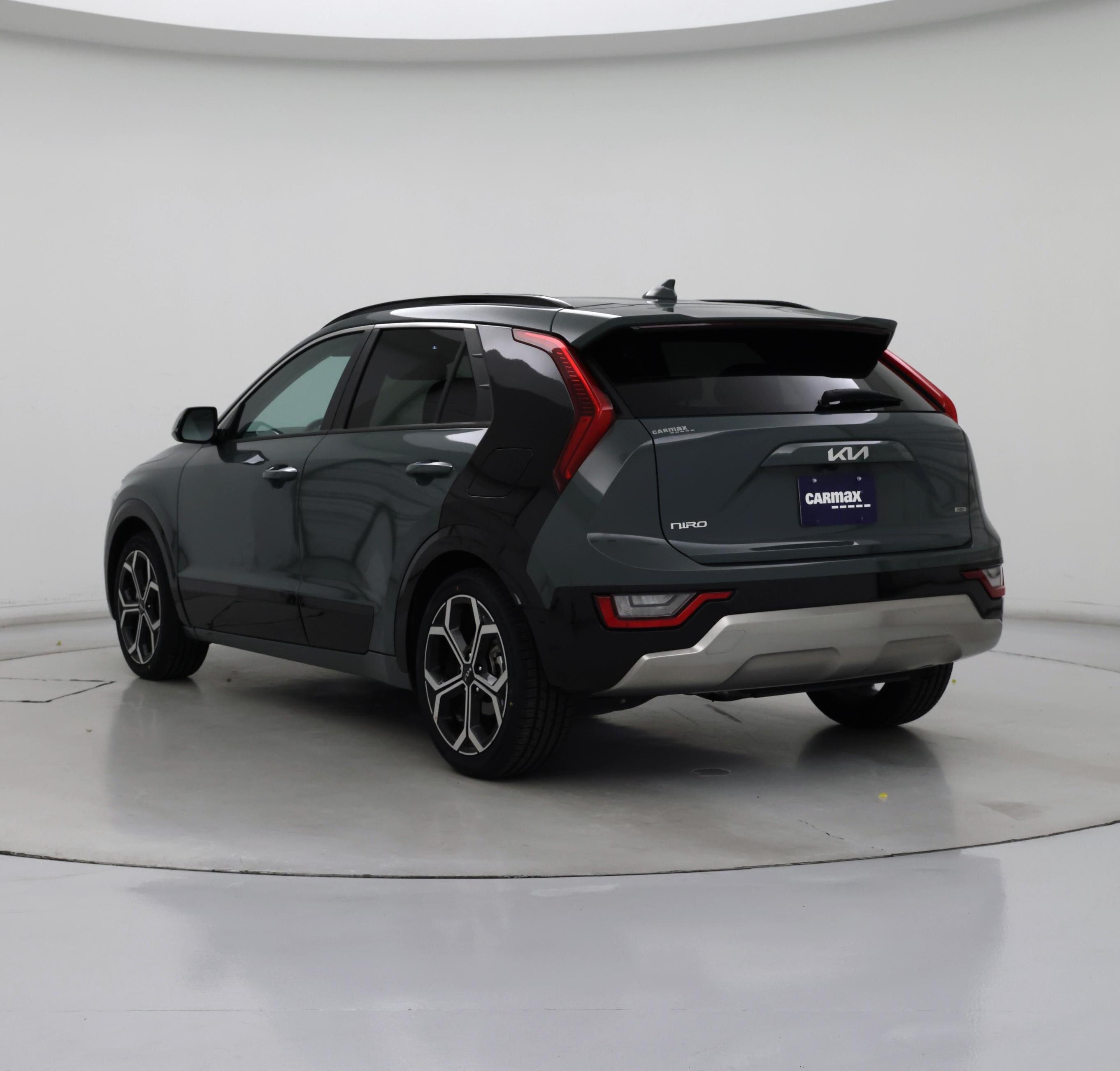 Thumbnail: 2023 Kia Niro - 2