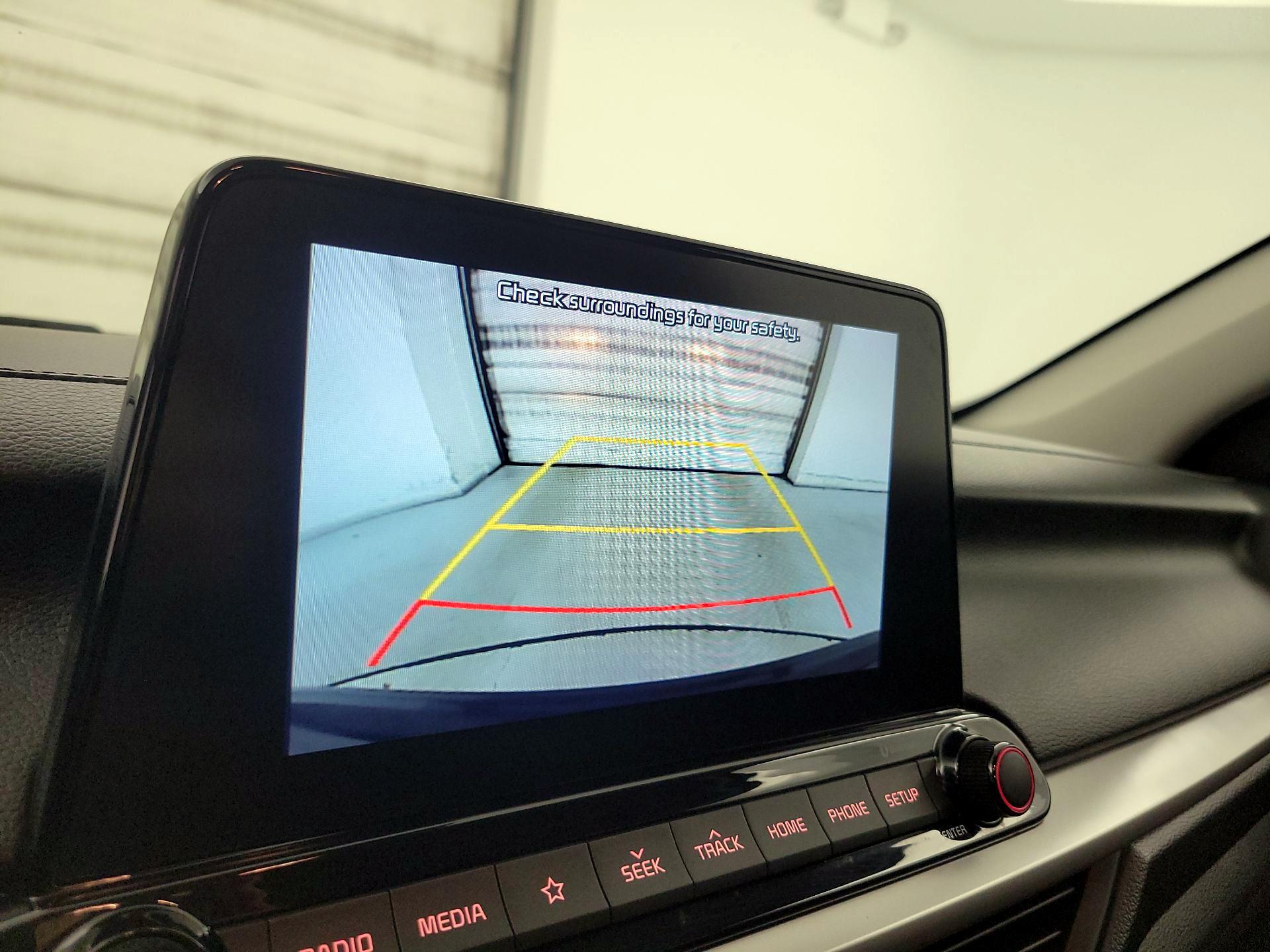 Thumbnail: 2021 Kia Forte - 14