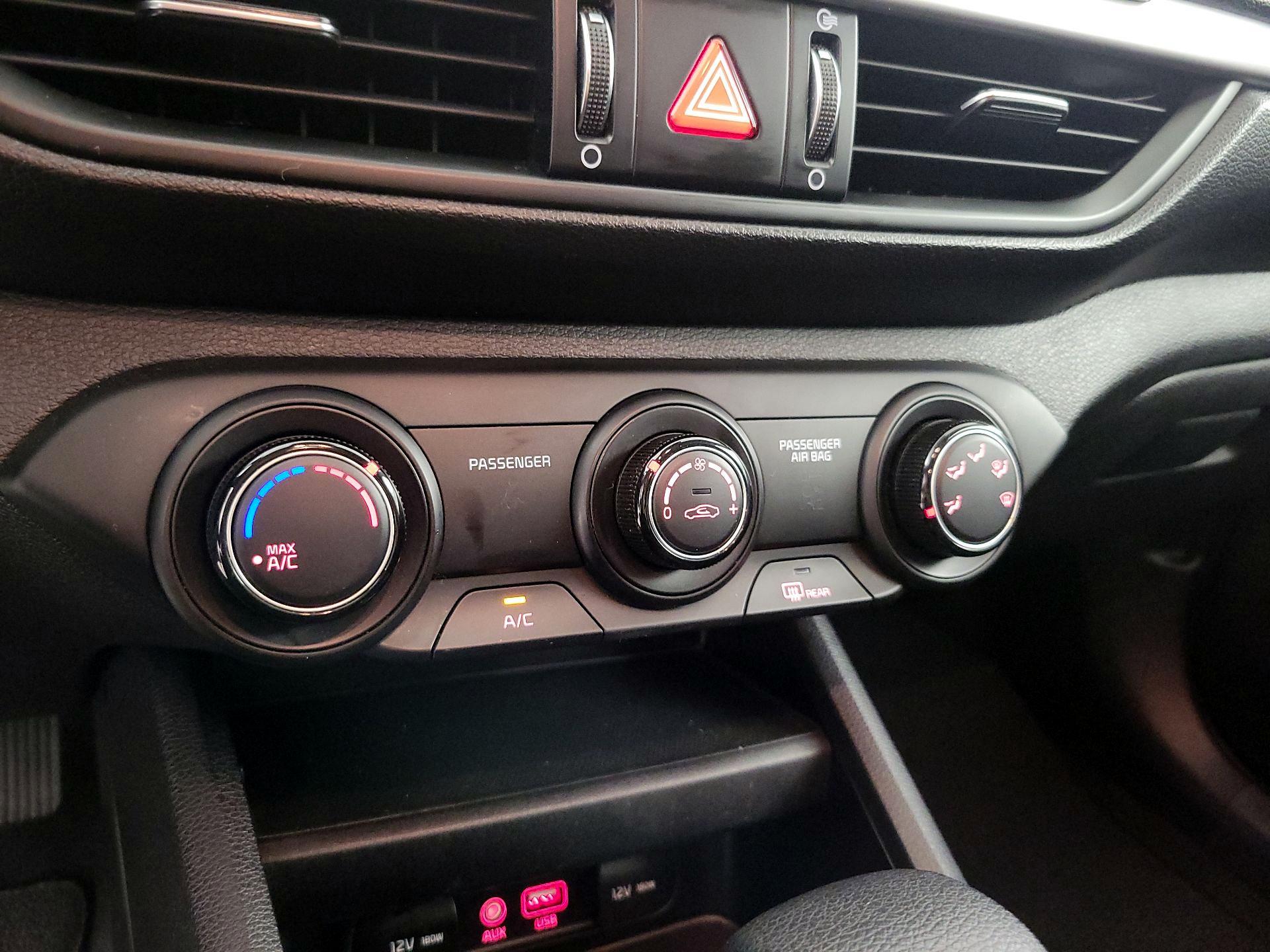 Thumbnail: 2021 Kia Forte - 16