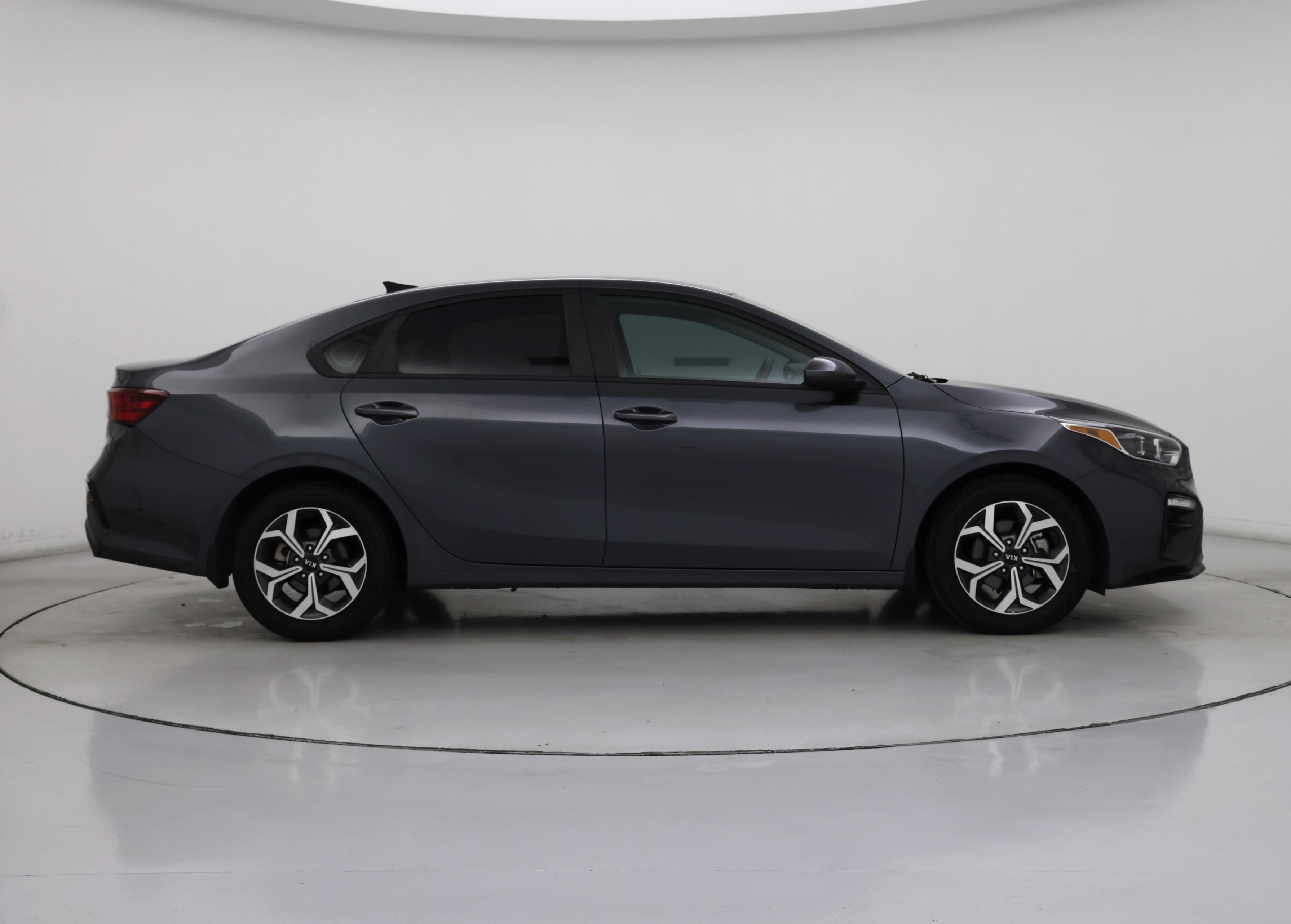 Thumbnail: 2021 Kia Forte - 7