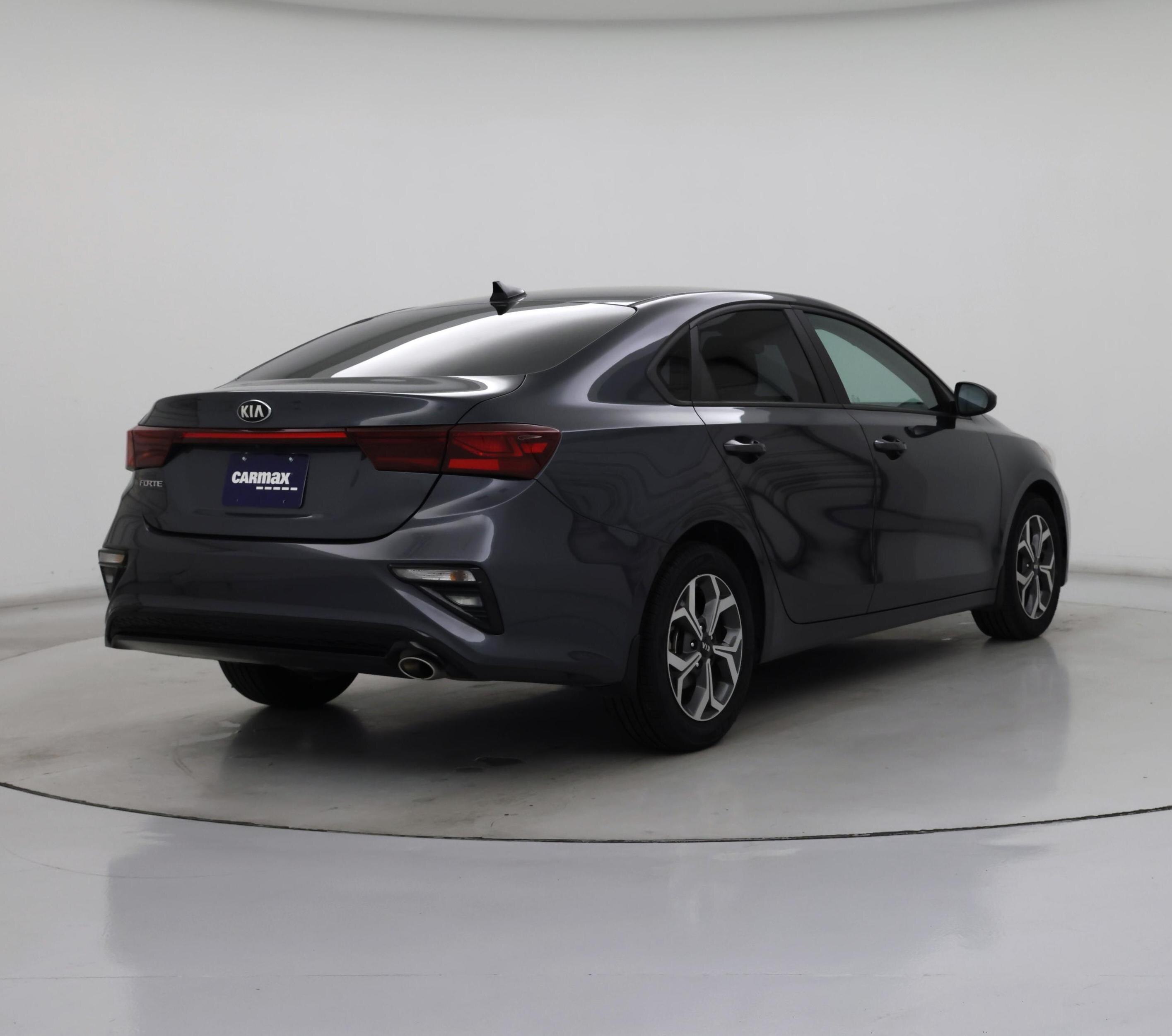 Thumbnail: 2021 Kia Forte - 8