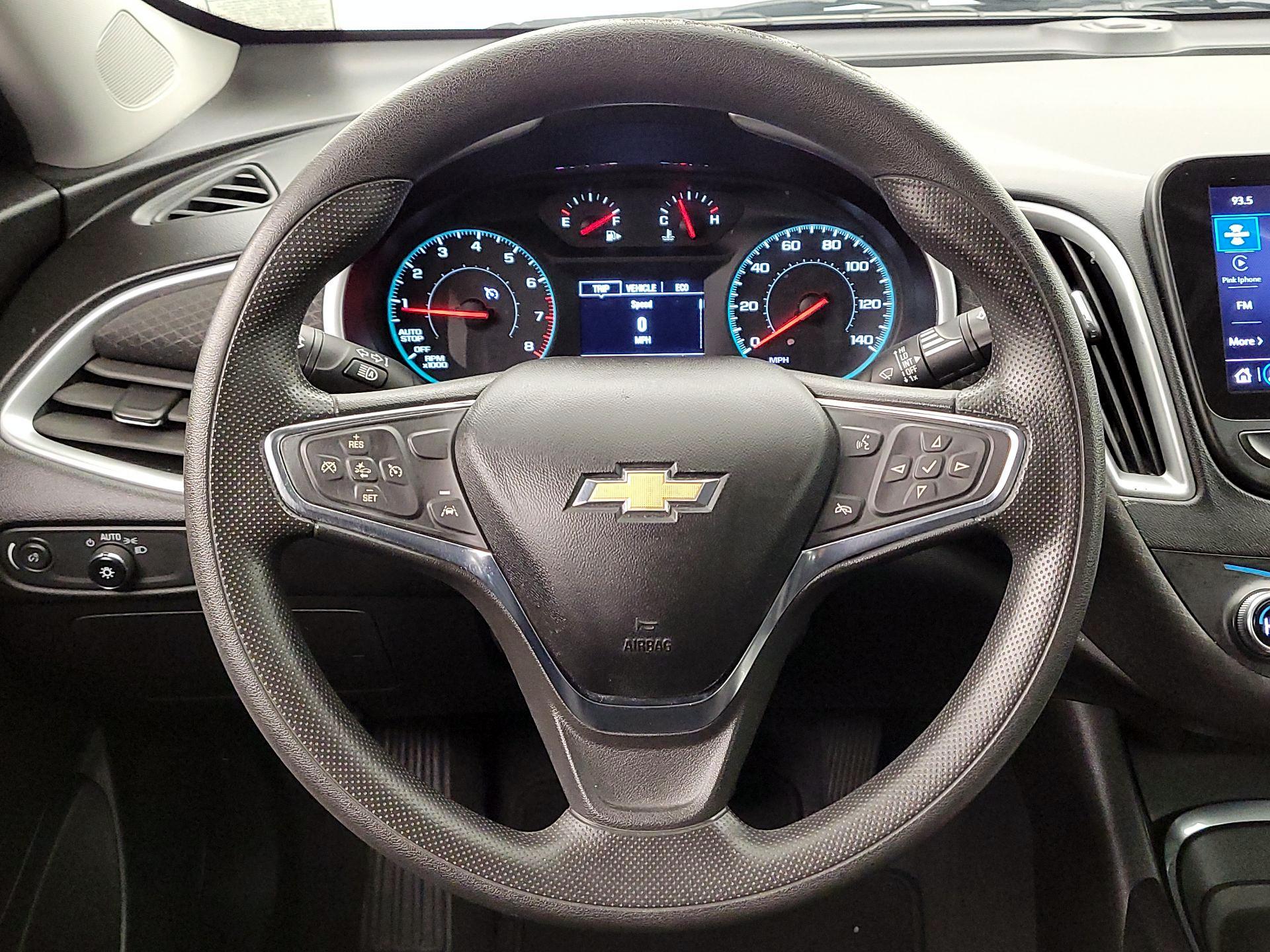 Thumbnail: 2023 Chevrolet Malibu - 10