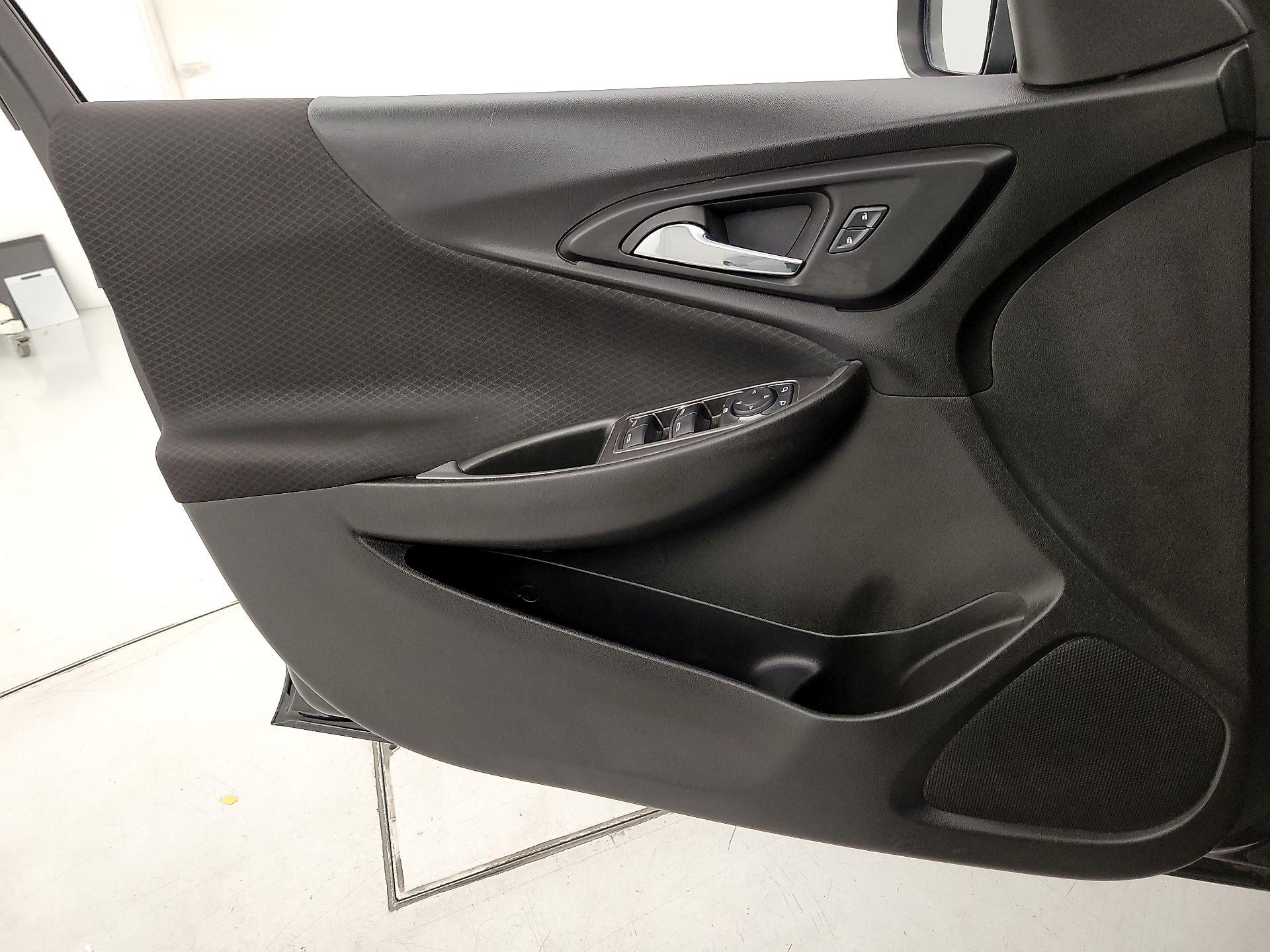 Thumbnail: 2023 Chevrolet Malibu - 12