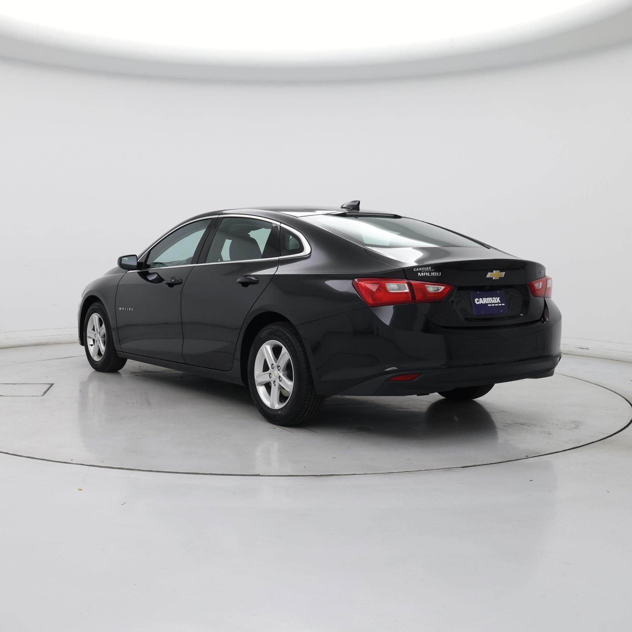 Thumbnail: 2023 Chevrolet Malibu - 2