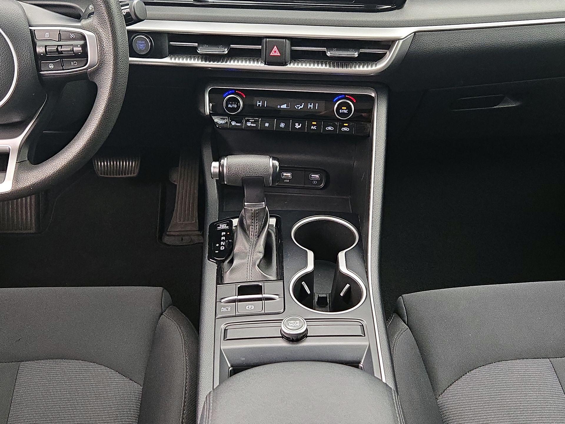 Thumbnail: 2022 Kia K5 - 17