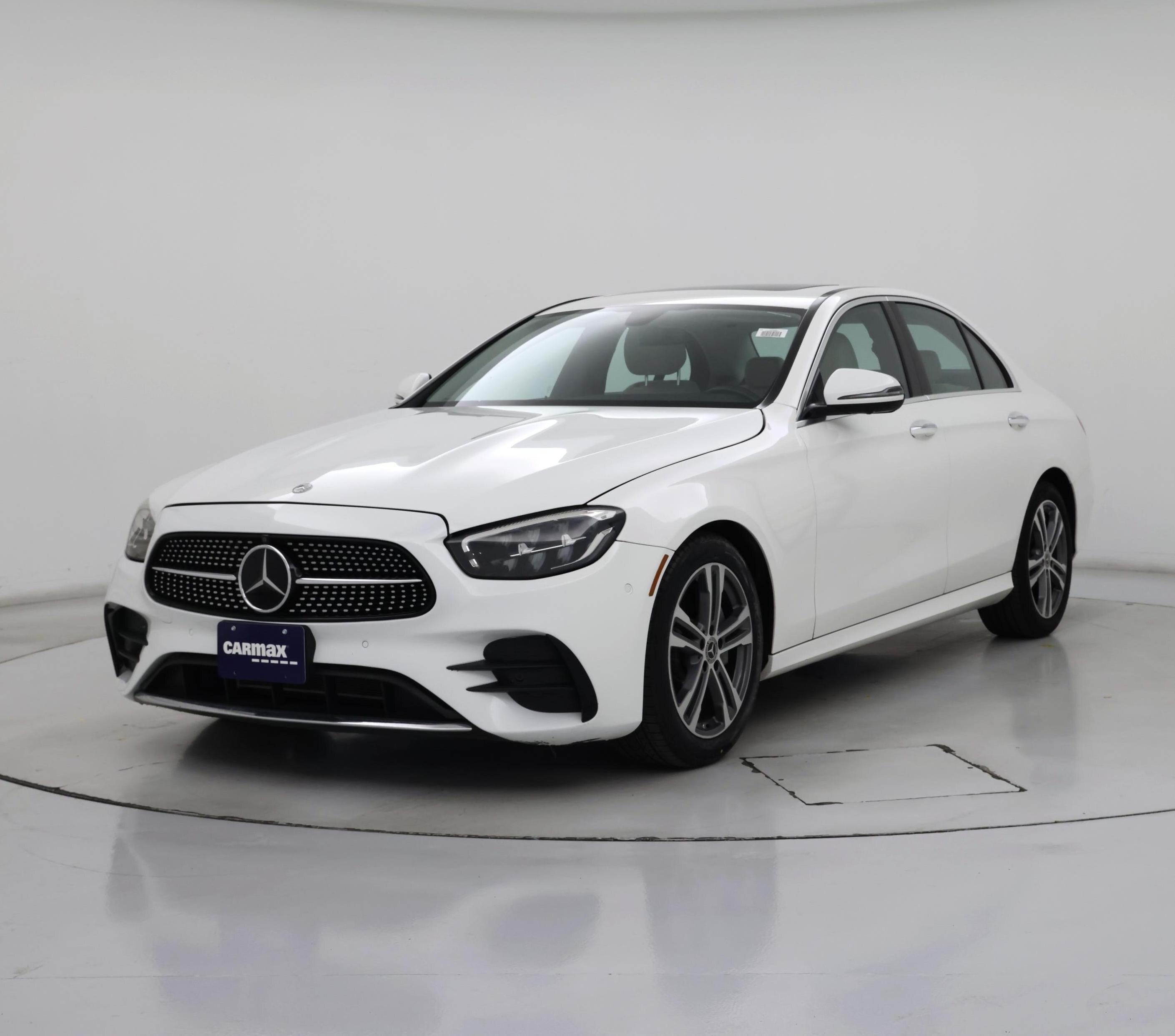 Thumbnail: 2021 Mercedes-Benz E-Class - 4
