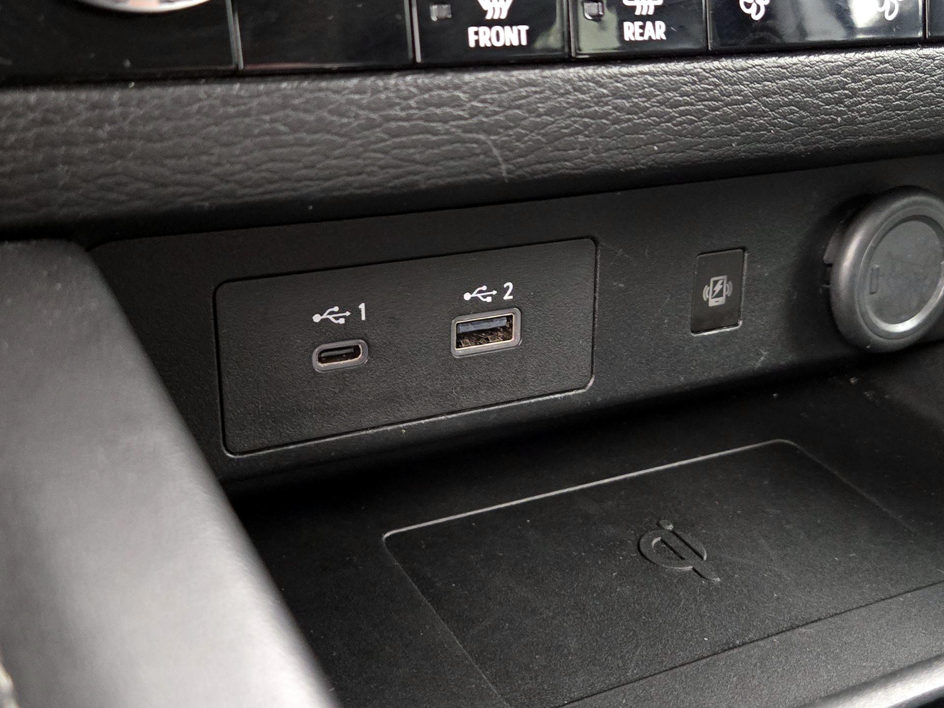 Thumbnail: 2024 Mitsubishi Outlander - 19