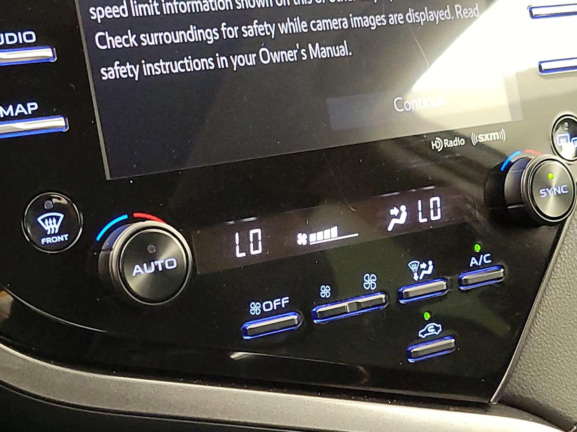 Thumbnail: 2020 Toyota Camry - 17