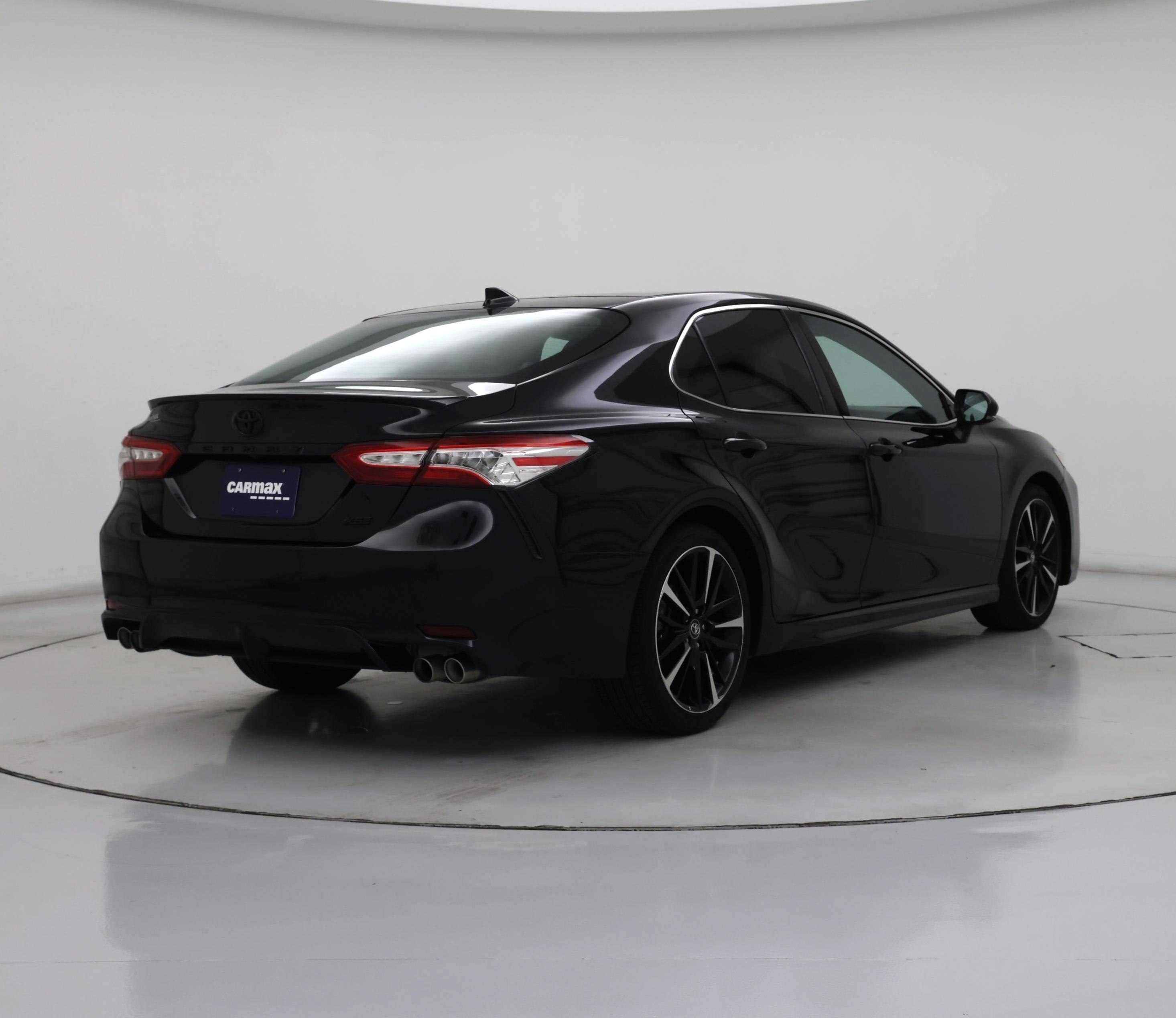 Thumbnail: 2020 Toyota Camry - 8