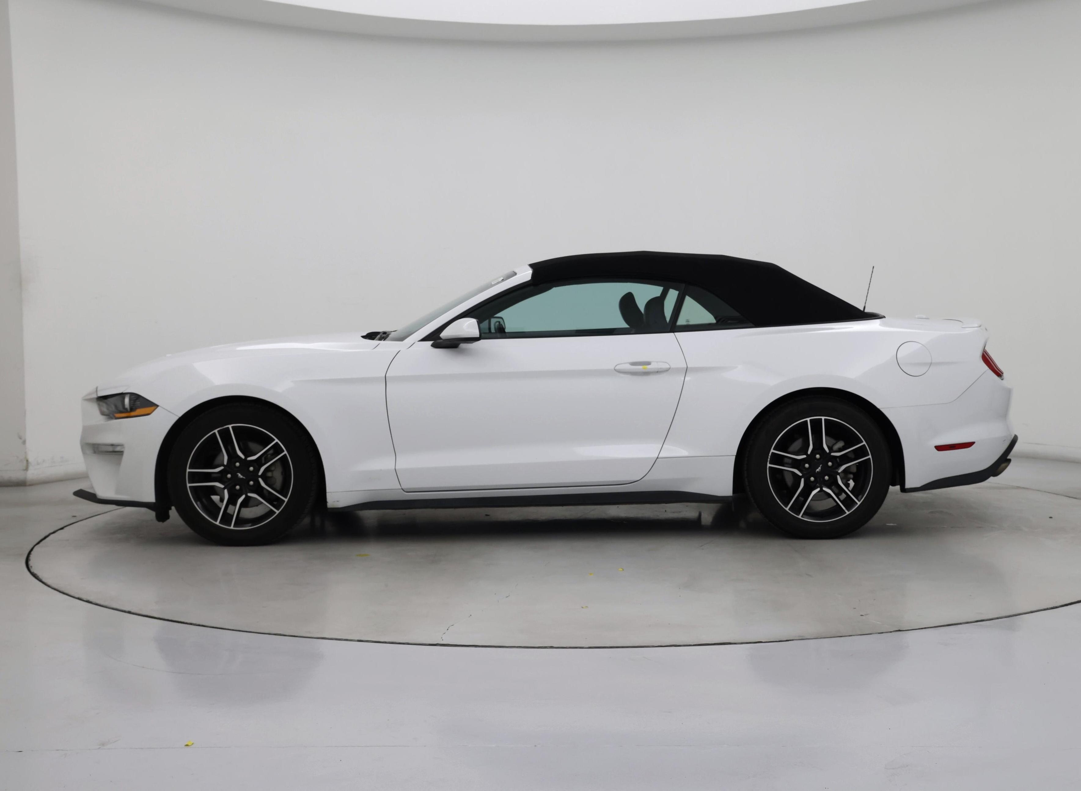 Thumbnail: 2023 Ford Mustang - 3