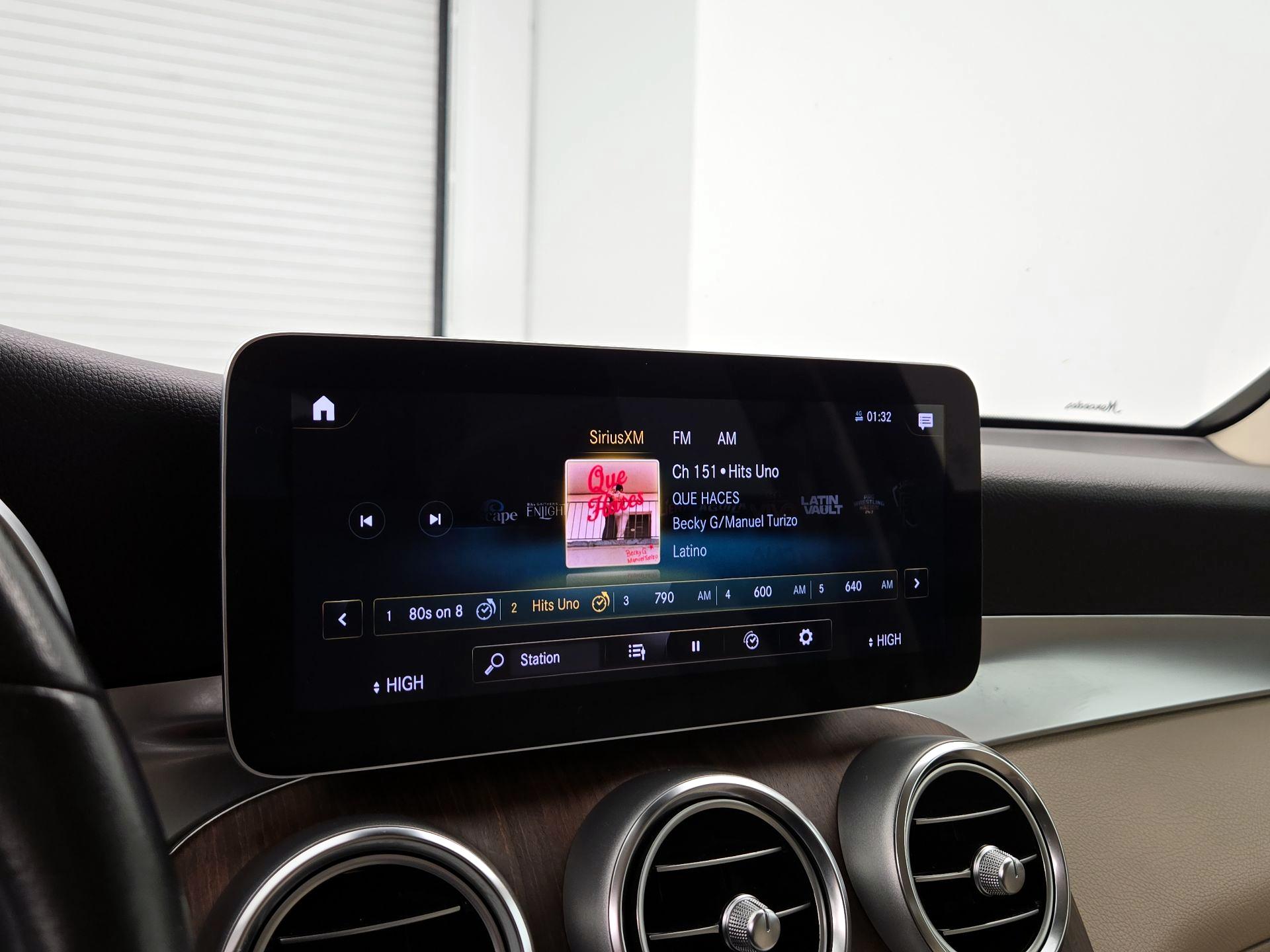 Thumbnail: 2022 Mercedes-Benz GLC - 15