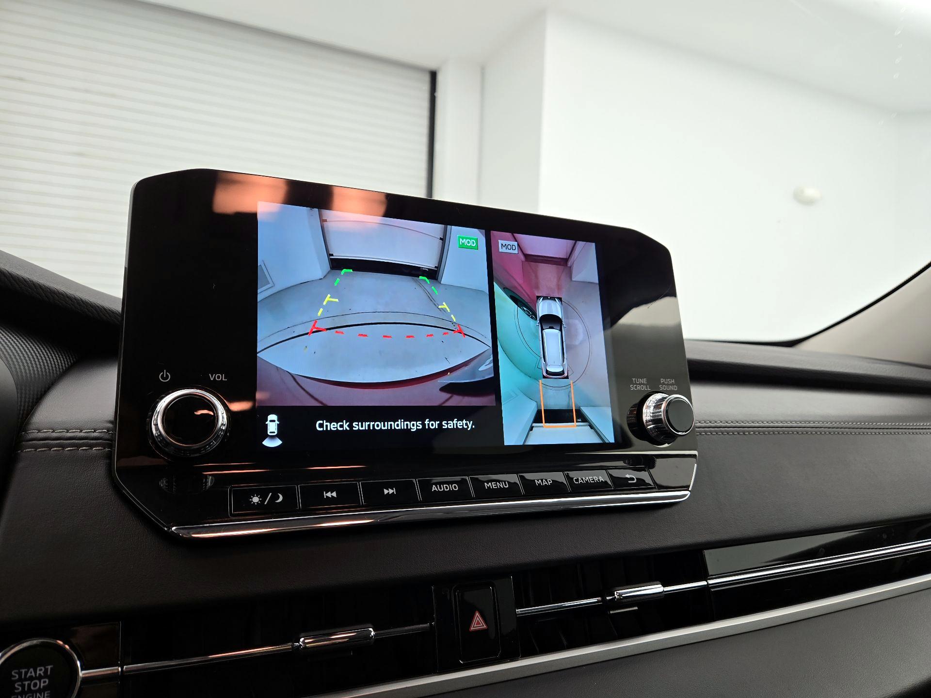 Thumbnail: 2024 Mitsubishi Outlander - 15