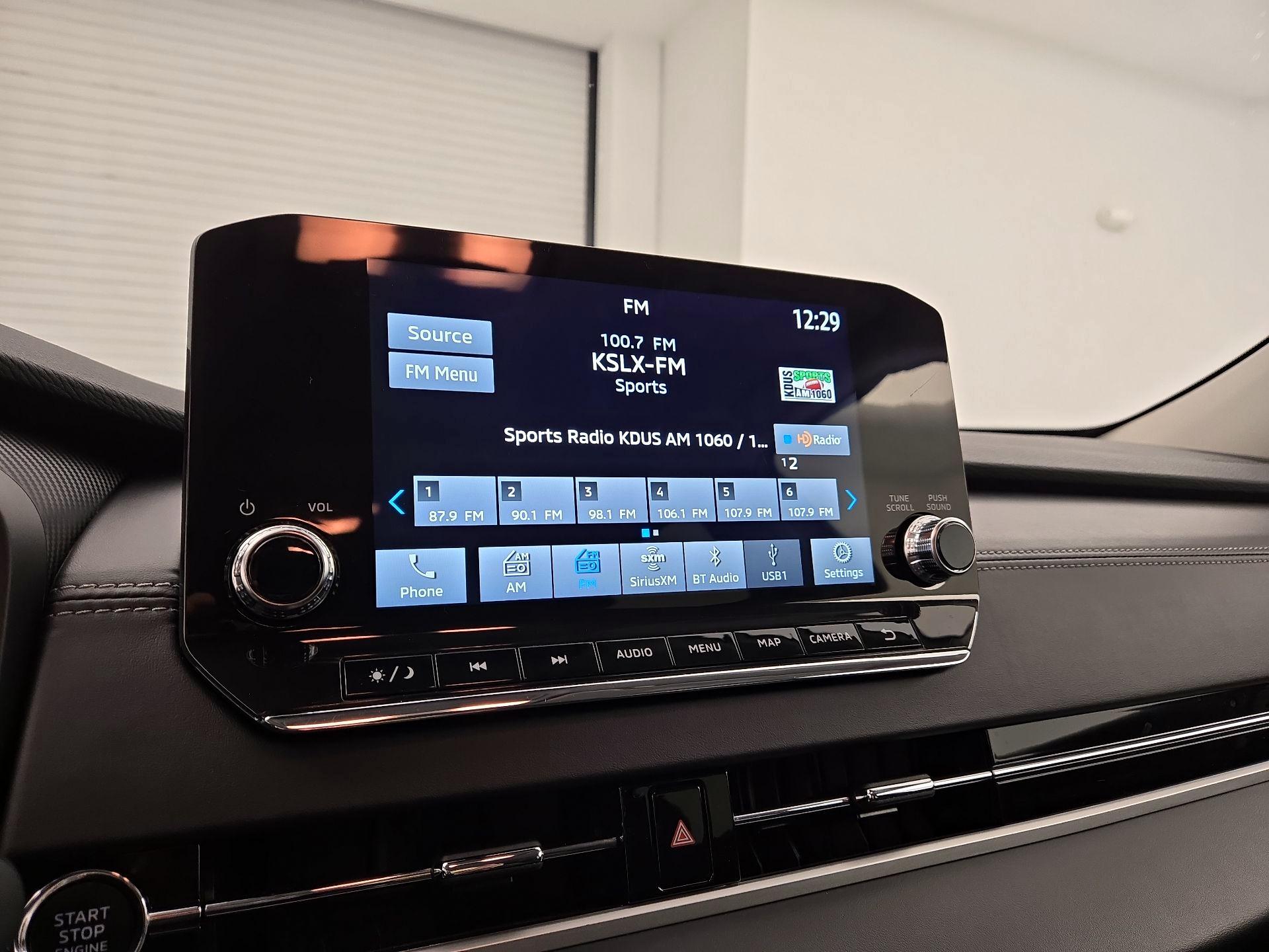 Thumbnail: 2024 Mitsubishi Outlander - 16