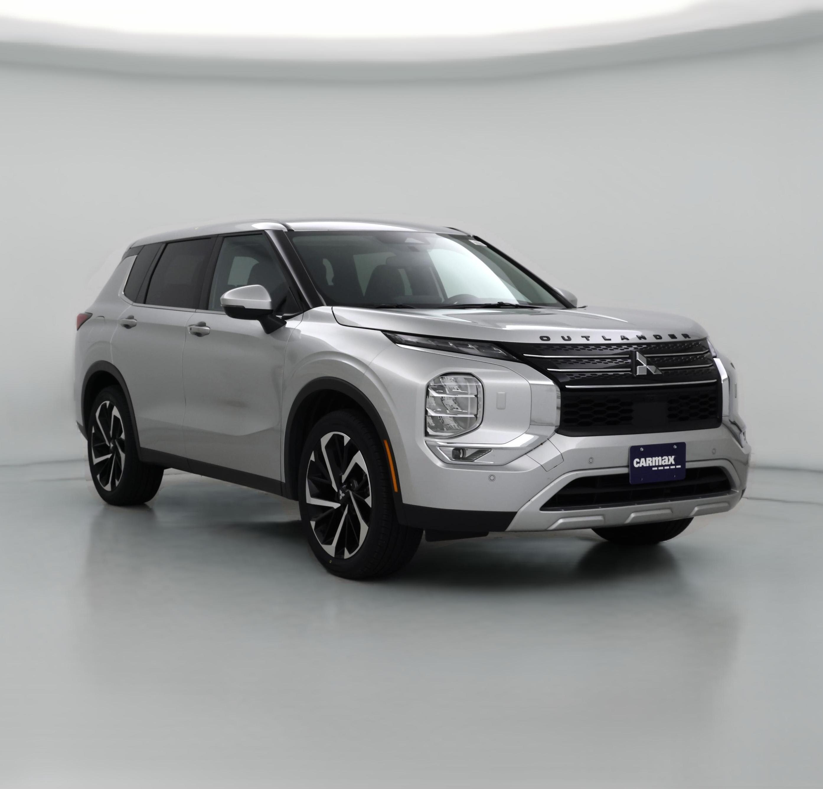 Thumbnail: 2024 Mitsubishi Outlander - 1