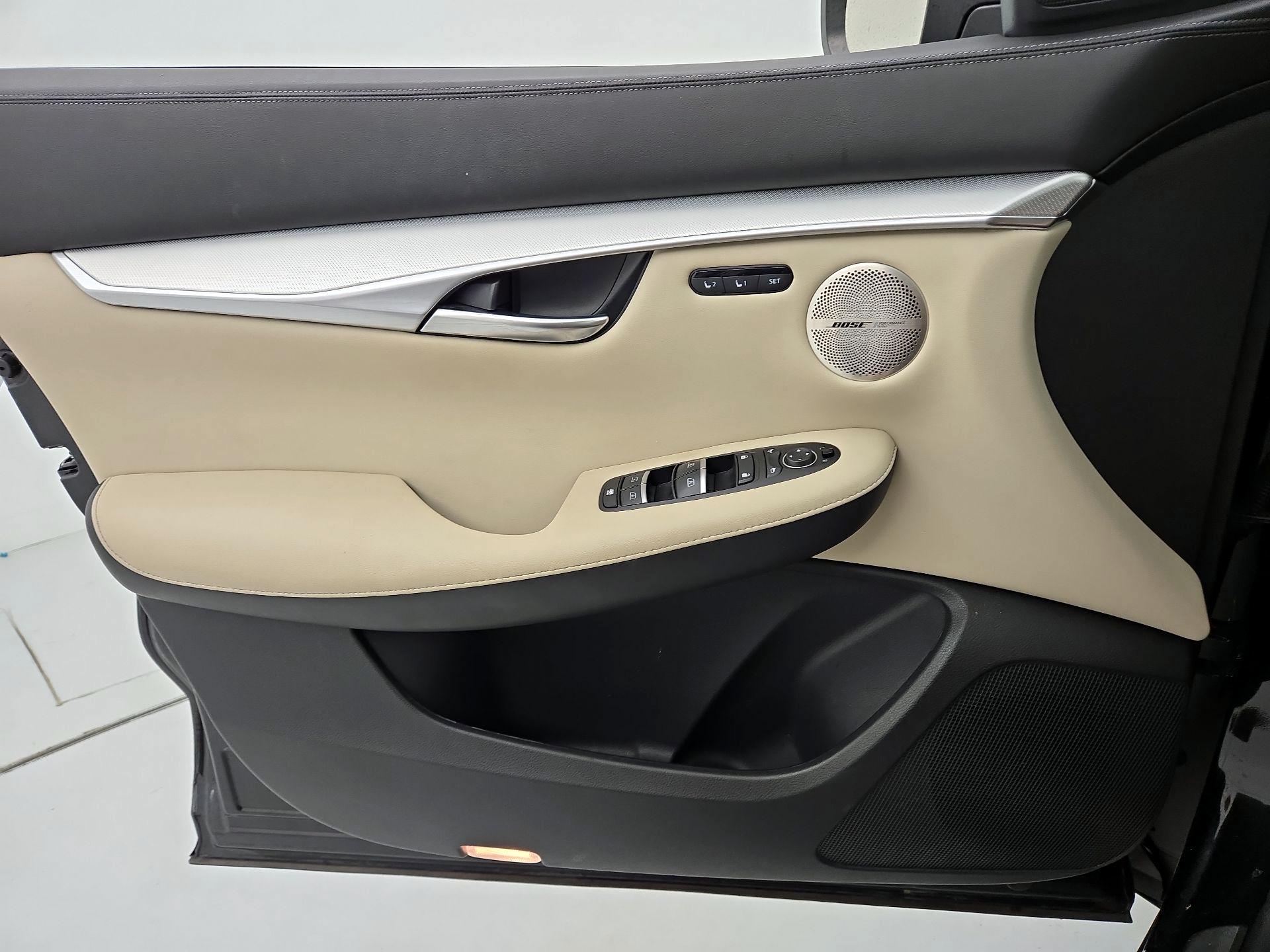 Thumbnail: 2022 INFINITI QX50 - 12