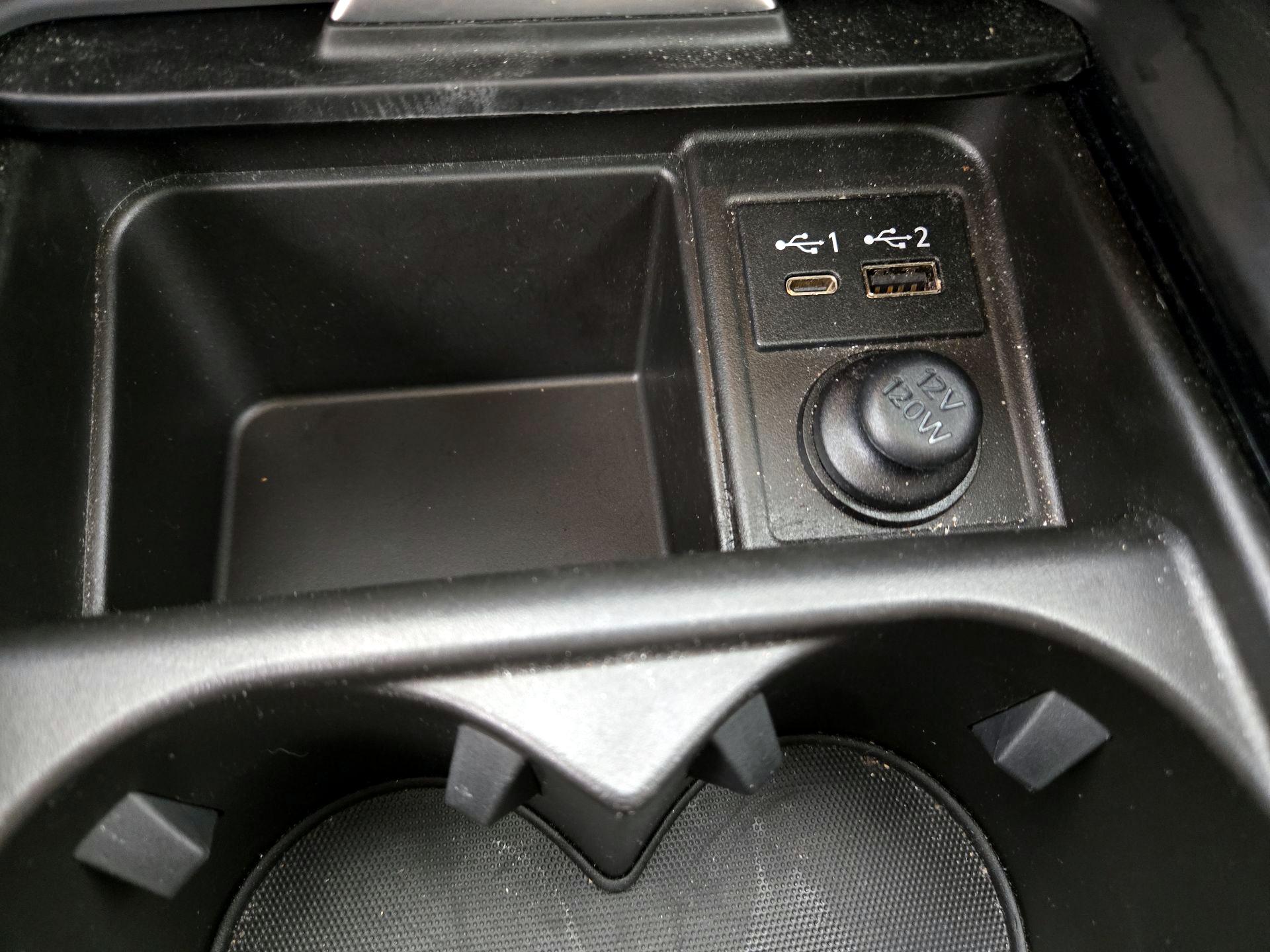 Thumbnail: 2022 INFINITI QX50 - 19