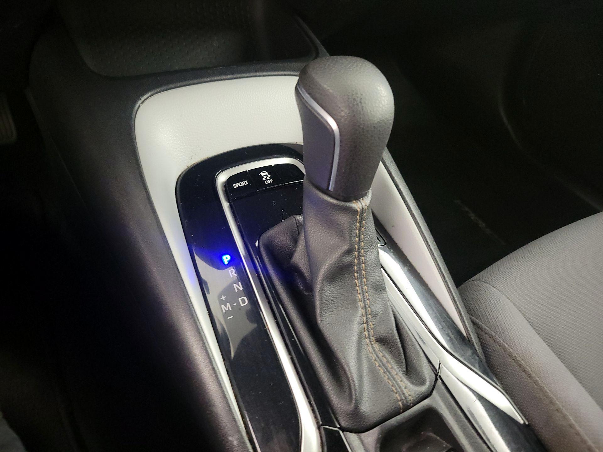 Thumbnail: 2022 Toyota Corolla - 17