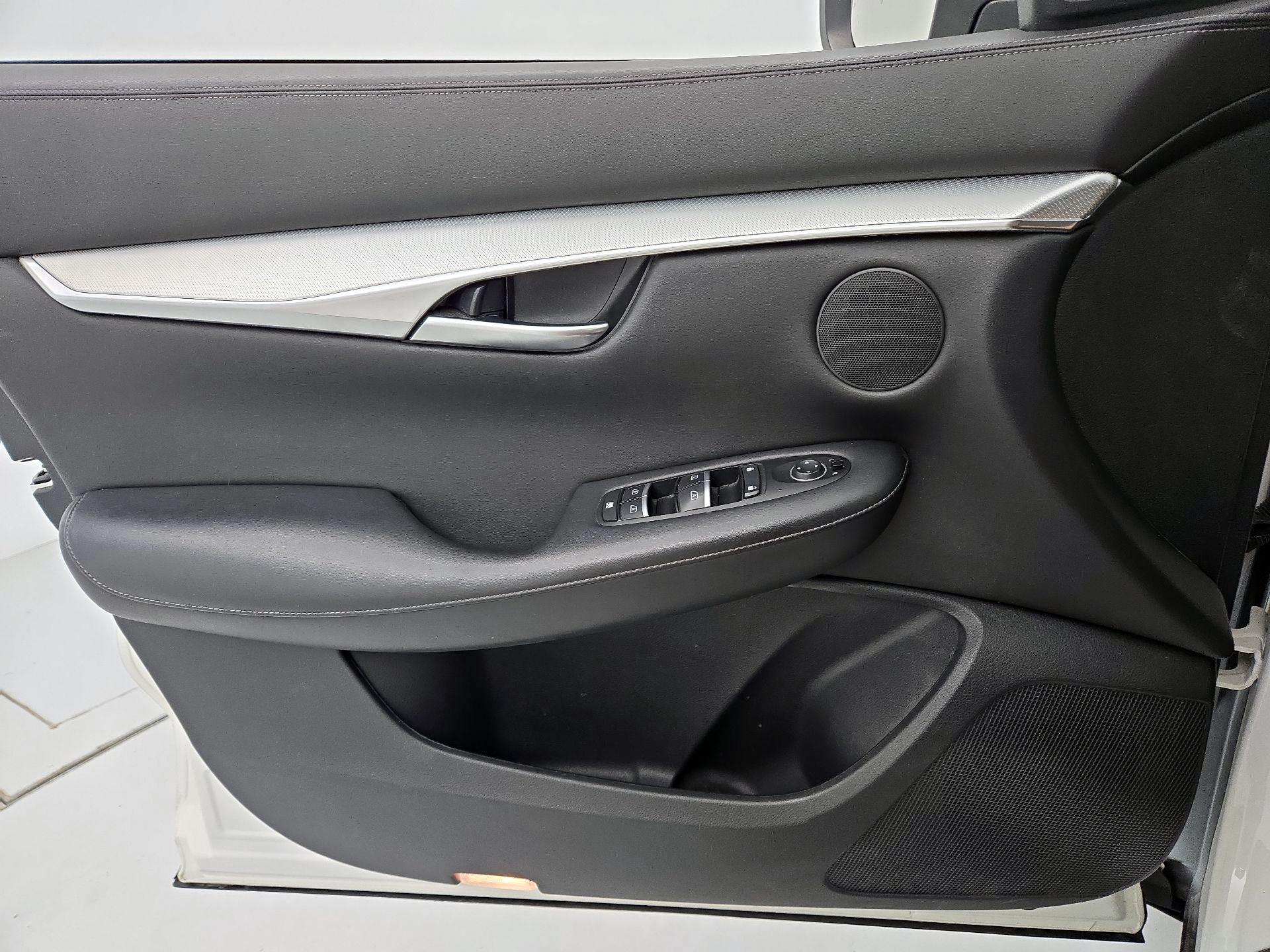 Thumbnail: 2021 INFINITI QX50 - 12