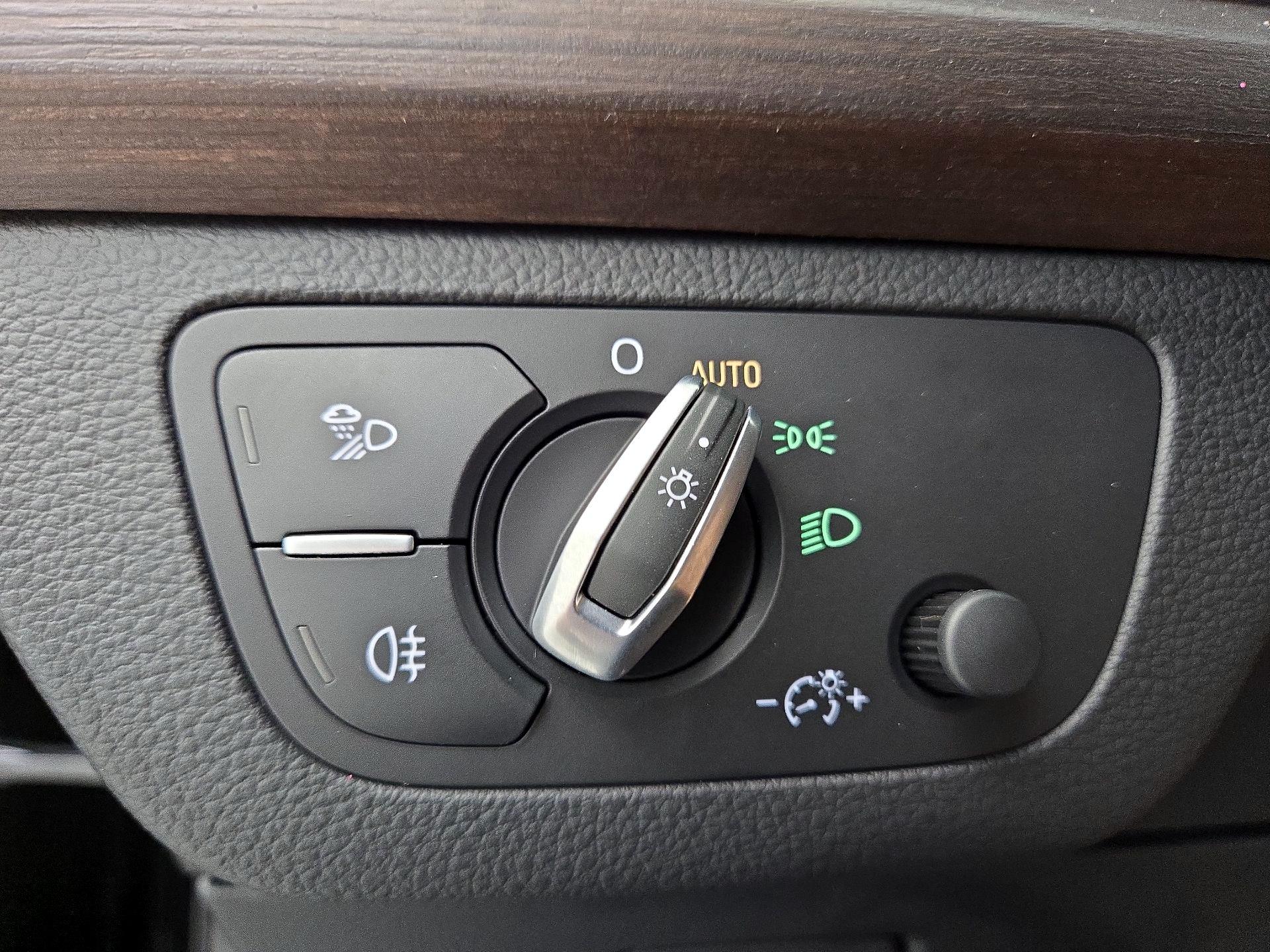 Thumbnail: 2023 Audi Q5 - 13