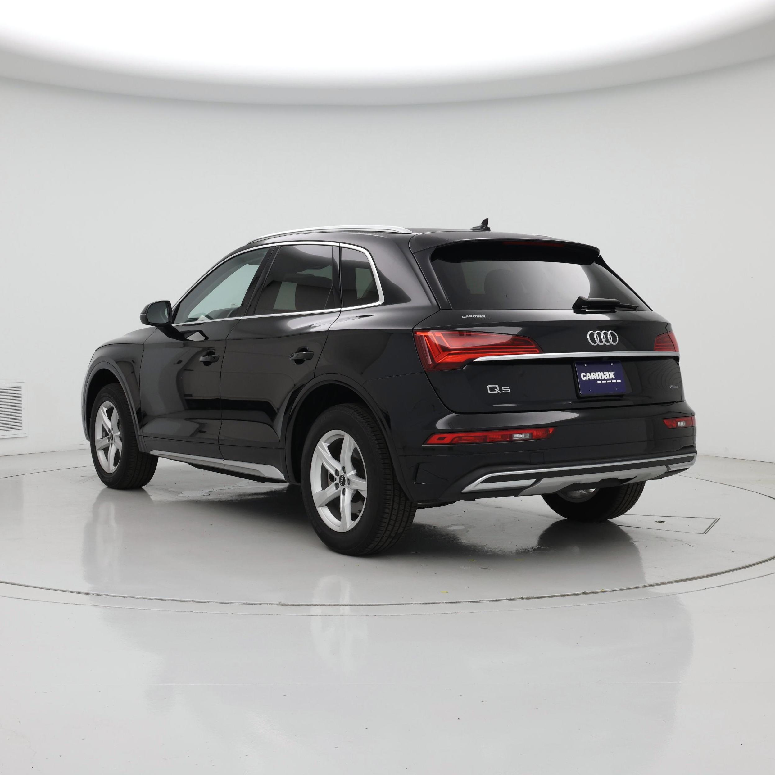 Thumbnail: 2023 Audi Q5 - 2