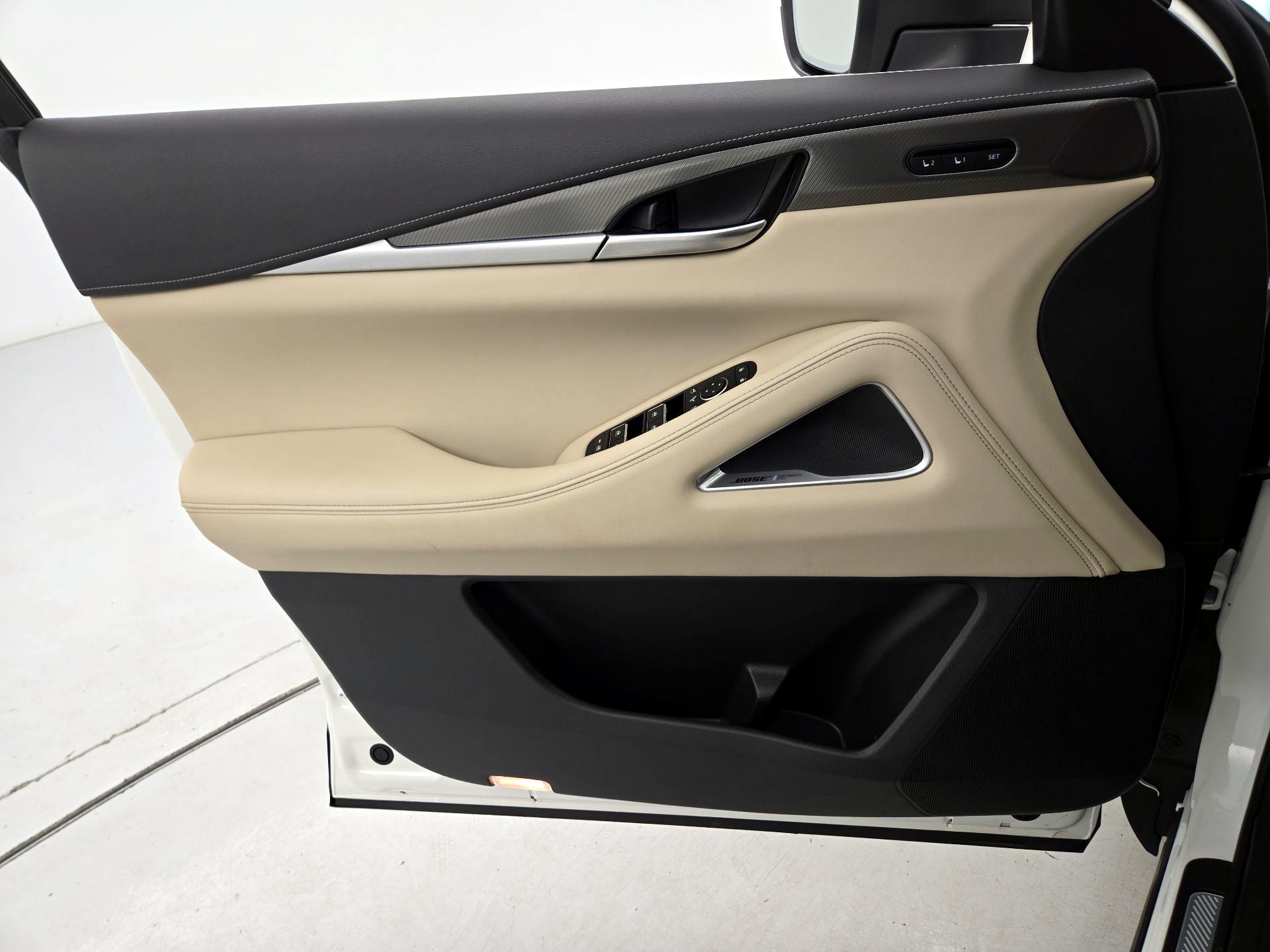 Thumbnail: 2025 INFINITI QX60 - 12