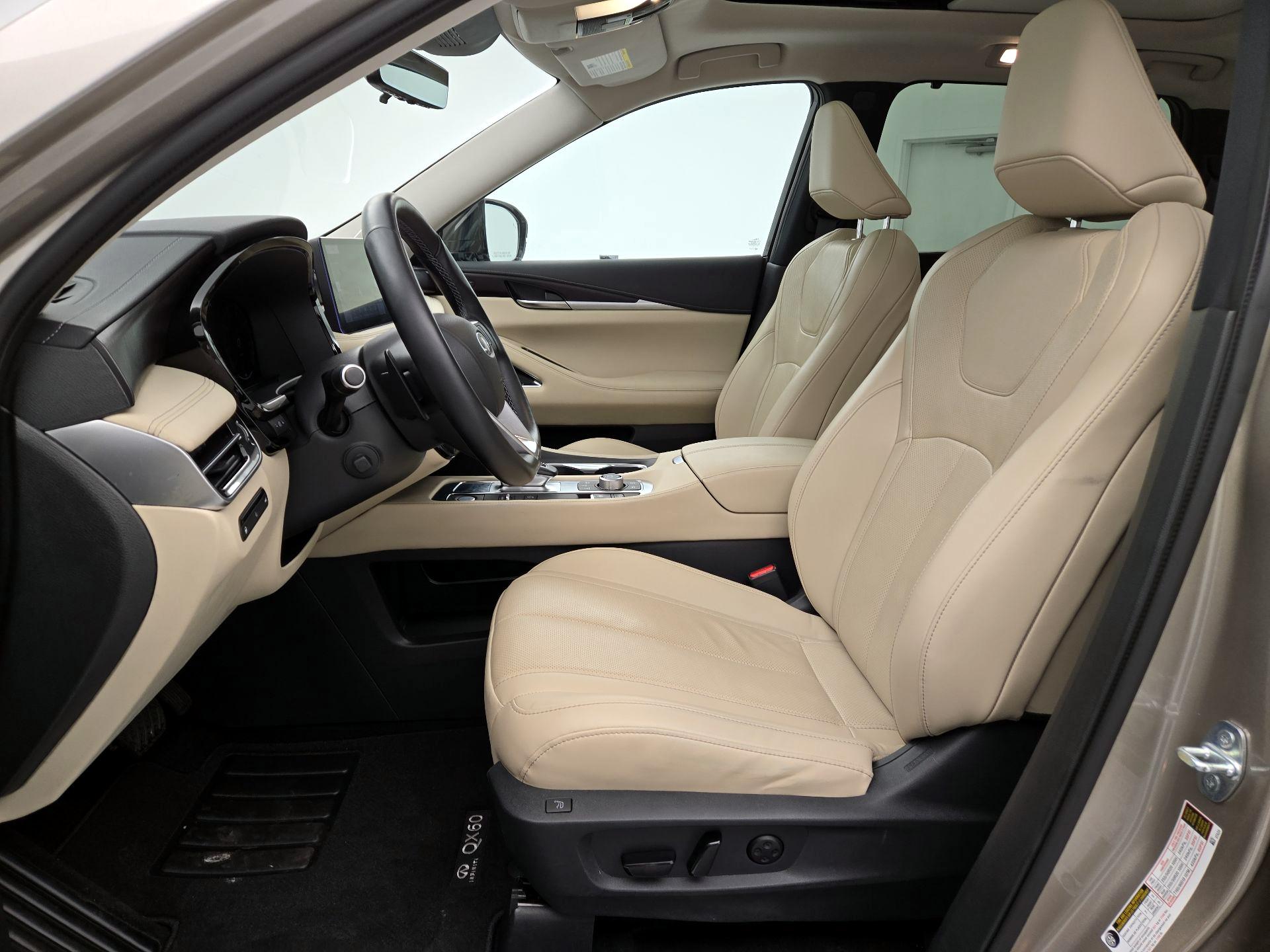 Thumbnail: 2023 INFINITI QX60 - 11