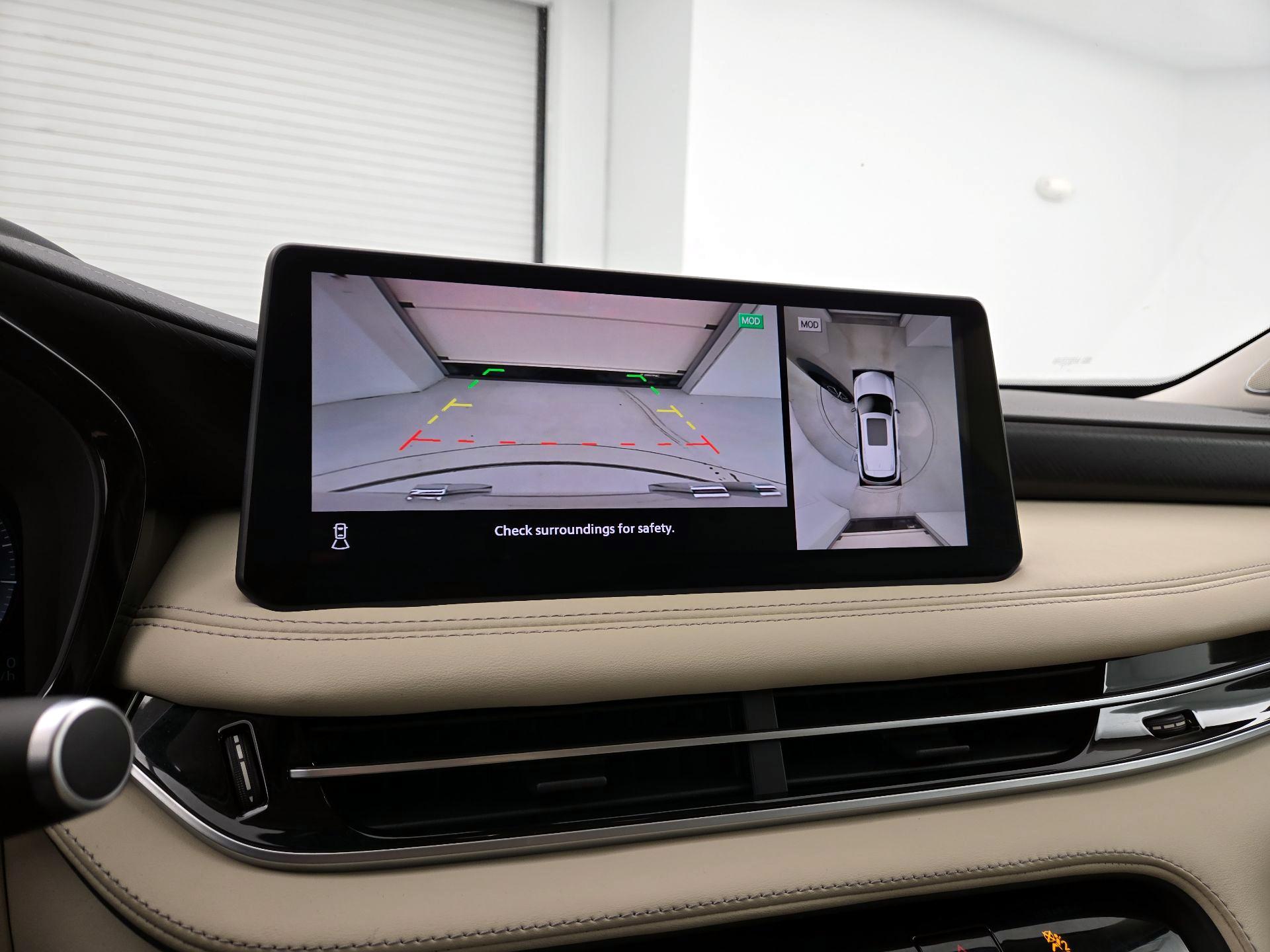 Thumbnail: 2023 INFINITI QX60 - 15