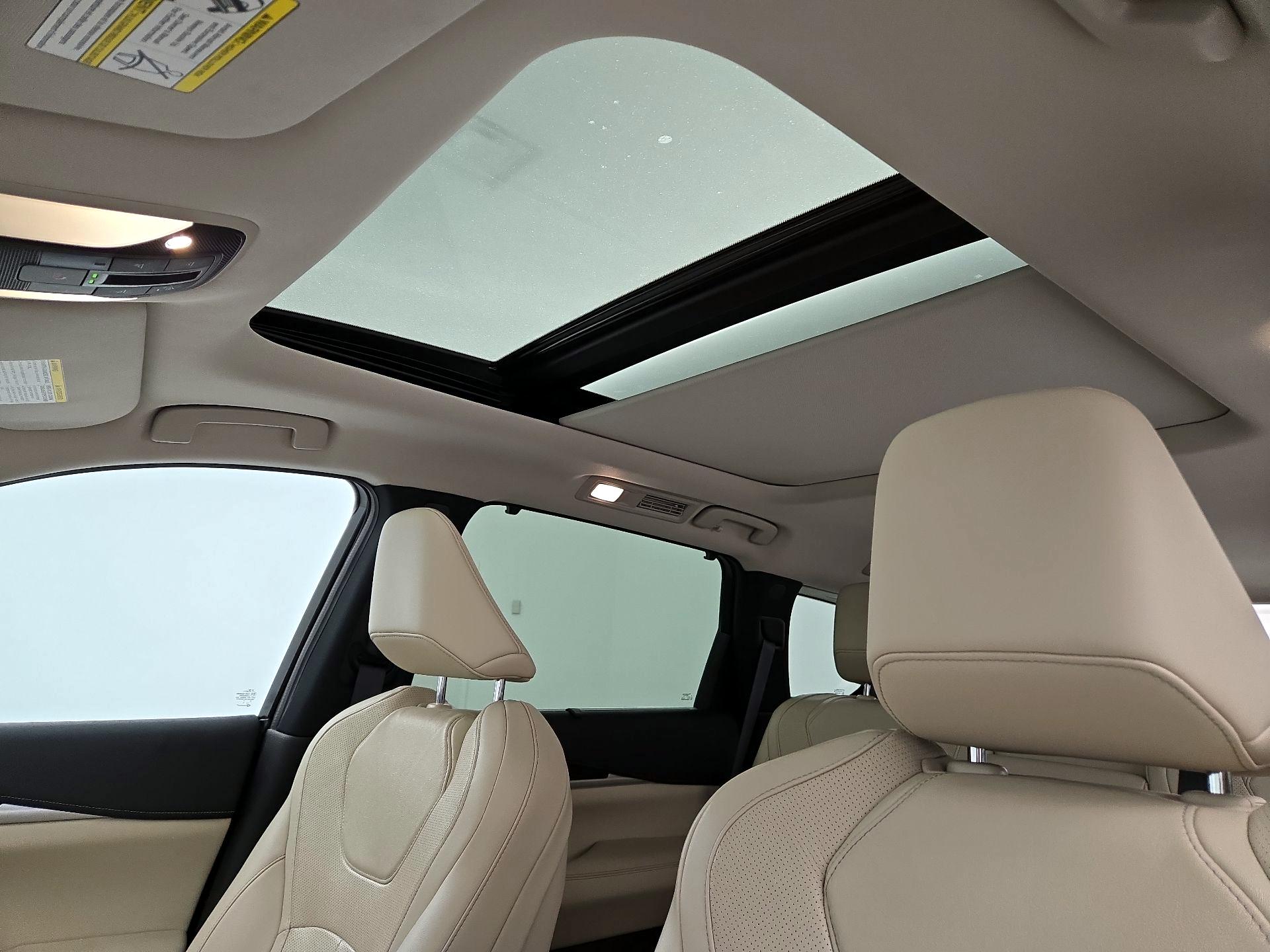 Thumbnail: 2023 INFINITI QX60 - 20