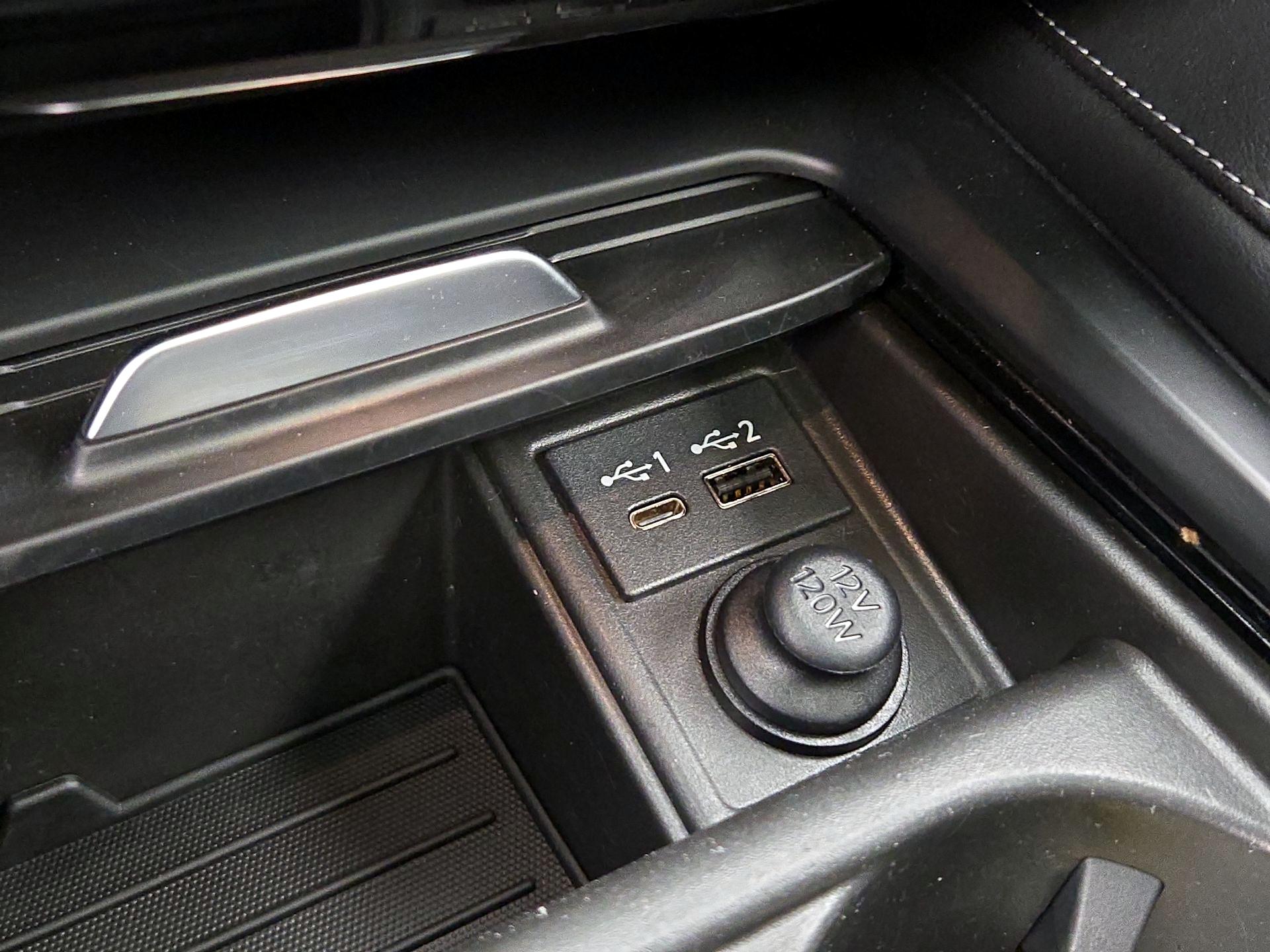 Thumbnail: 2022 INFINITI QX50 - 18