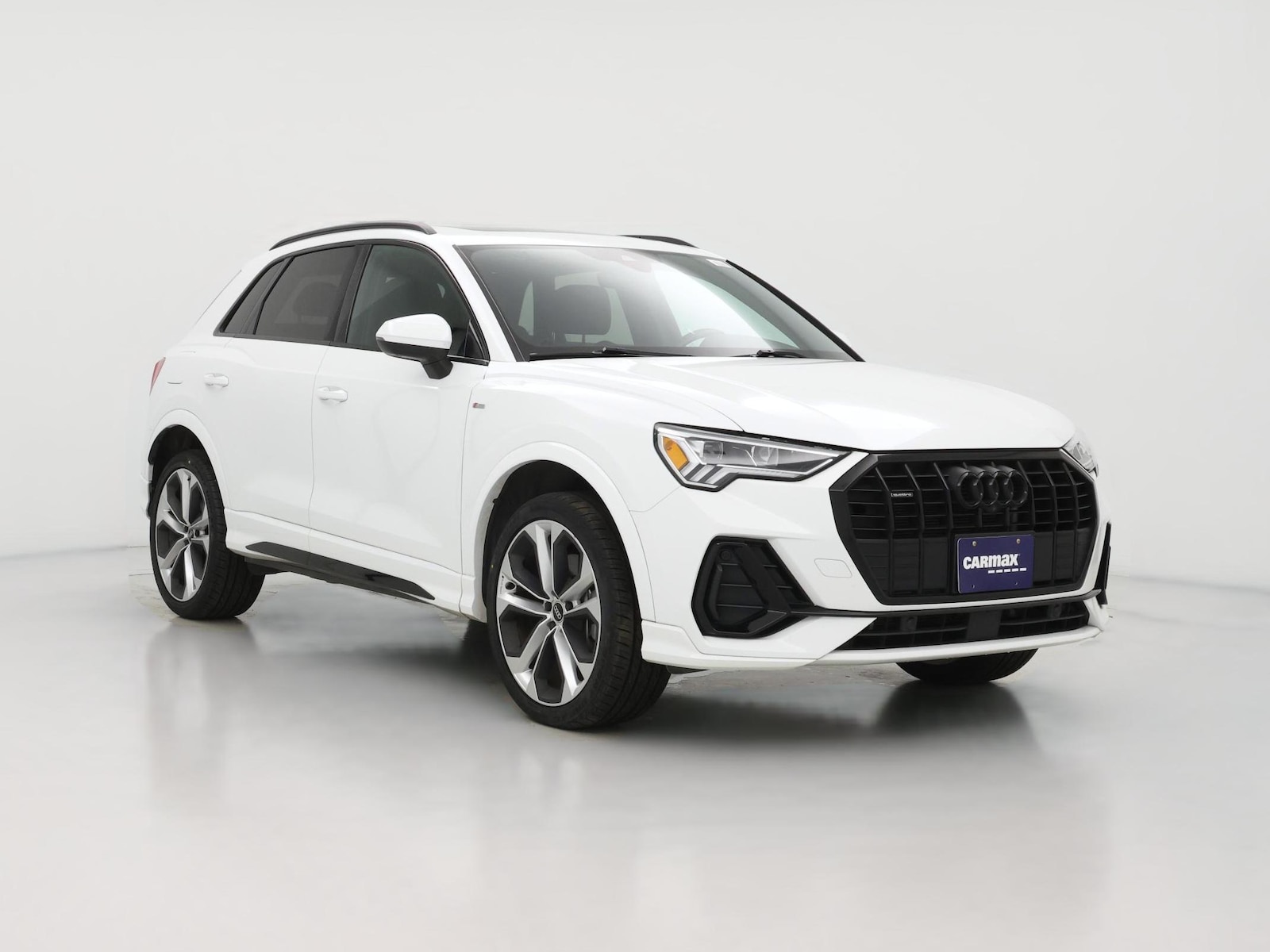 2022 Audi Q3