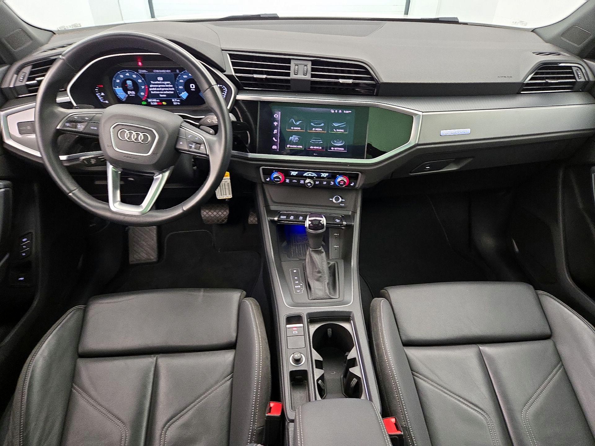 Thumbnail: 2022 Audi Q3 - 9