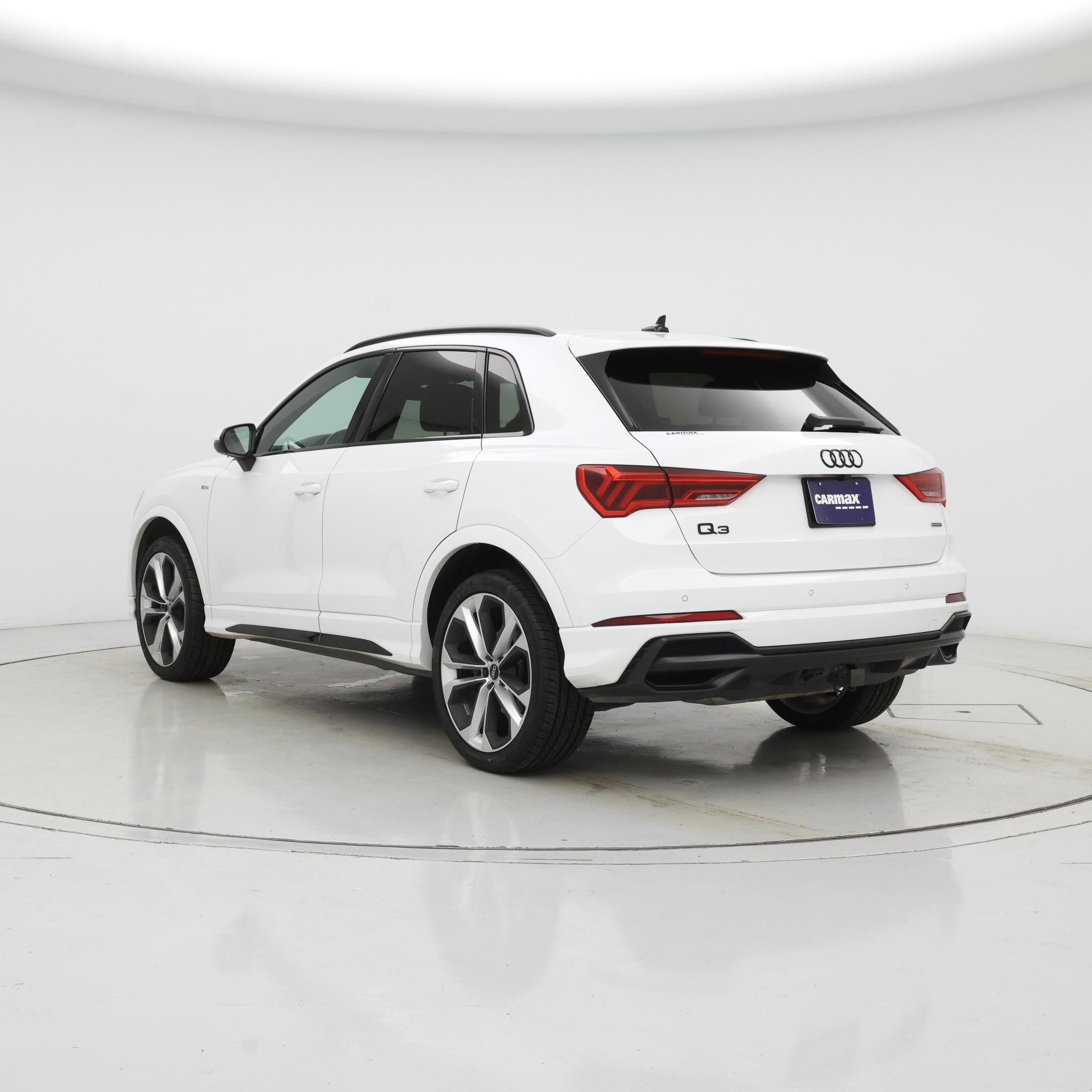 Thumbnail: 2022 Audi Q3 - 2