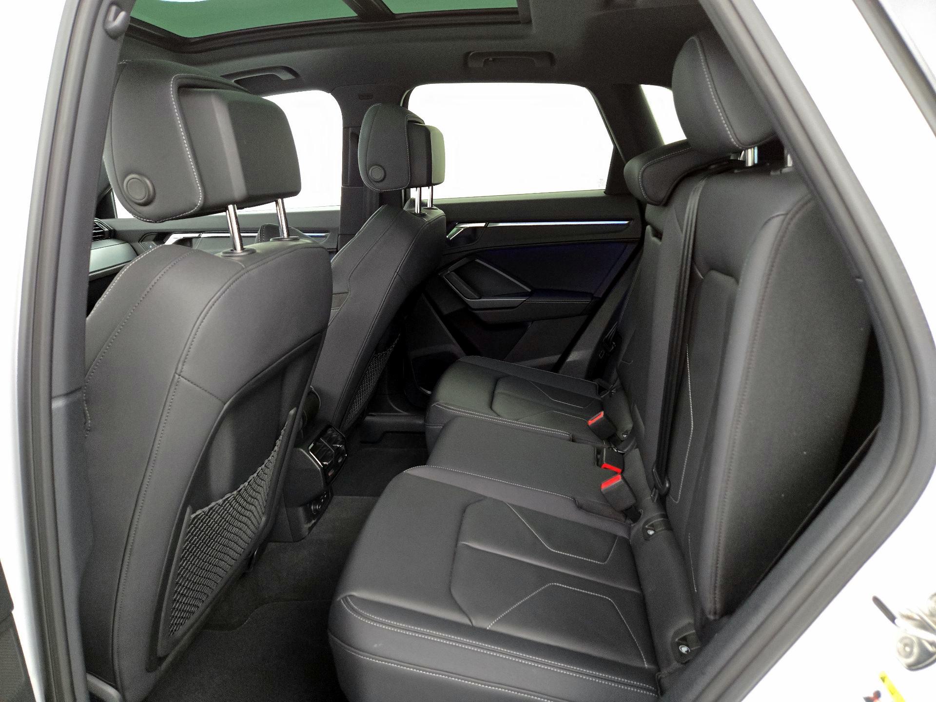 Thumbnail: 2022 Audi Q3 - 20