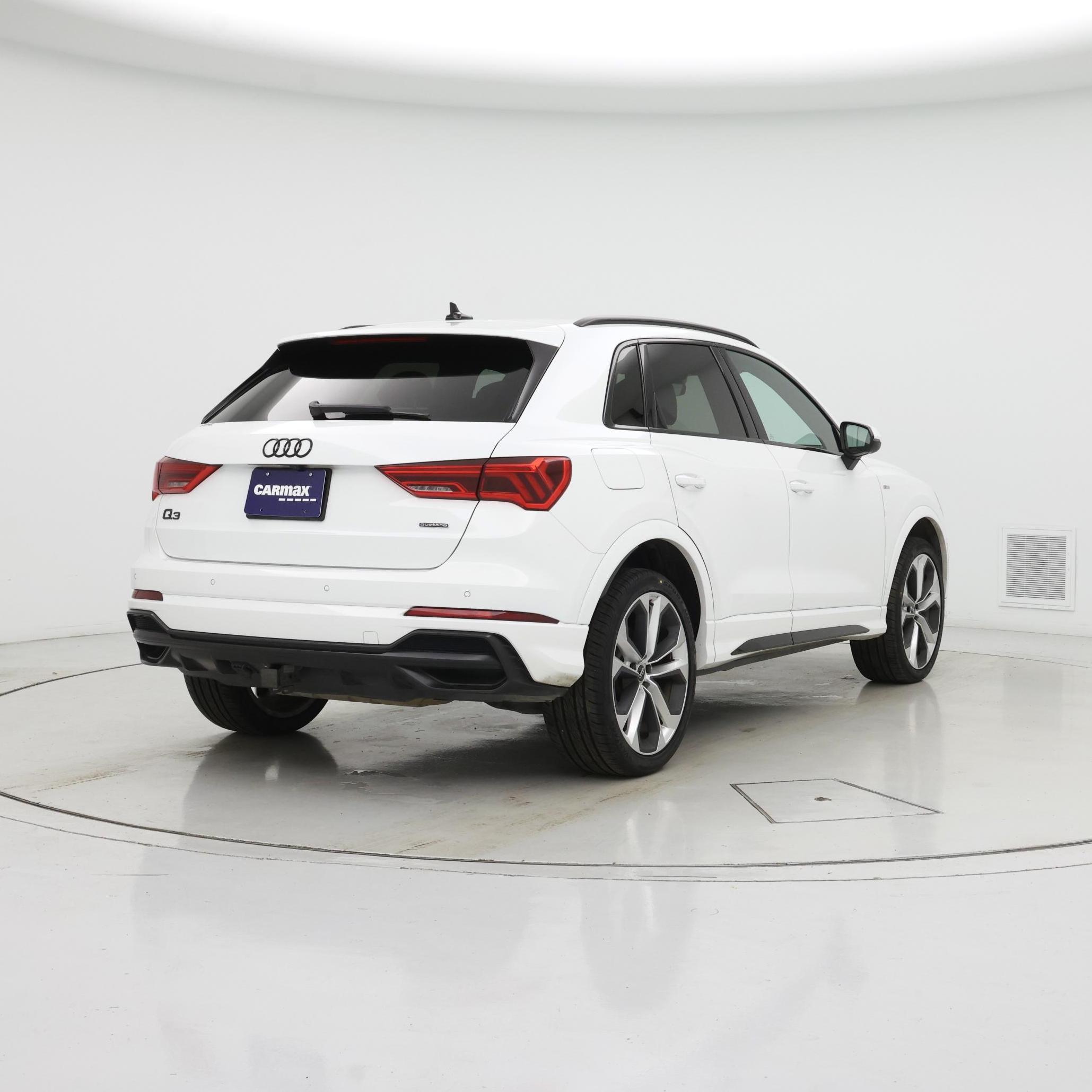 Thumbnail: 2022 Audi Q3 - 8