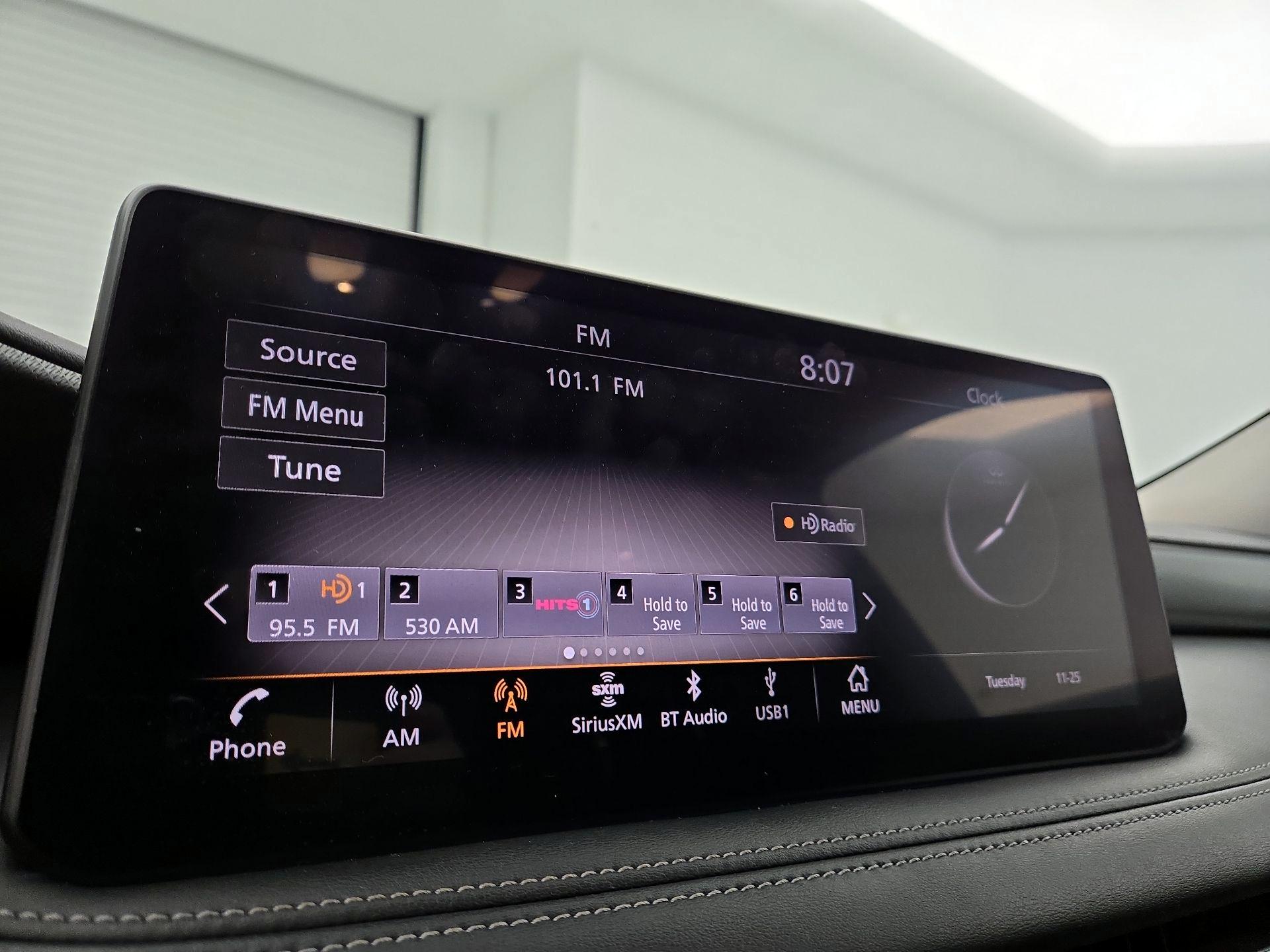 Thumbnail: 2023 INFINITI QX60 - 15