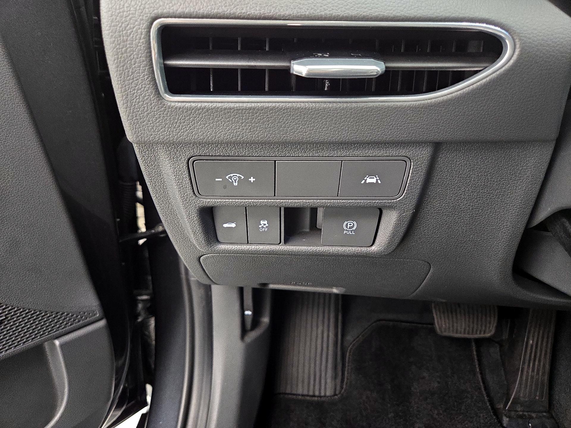 Thumbnail: 2023 Hyundai Sonata - 13